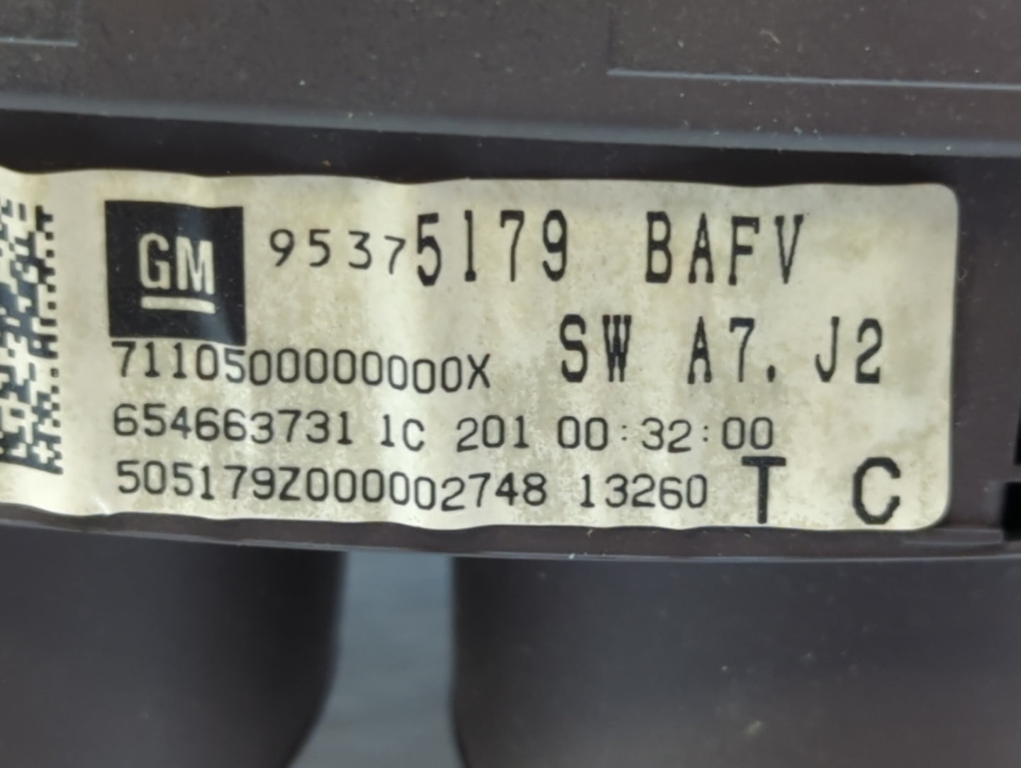 2014 Buick Encore Instrument Cluster Speedometer Gauges P/N:95375179 95375161 Fits OEM Used Auto Parts - Oemusedautoparts1.c