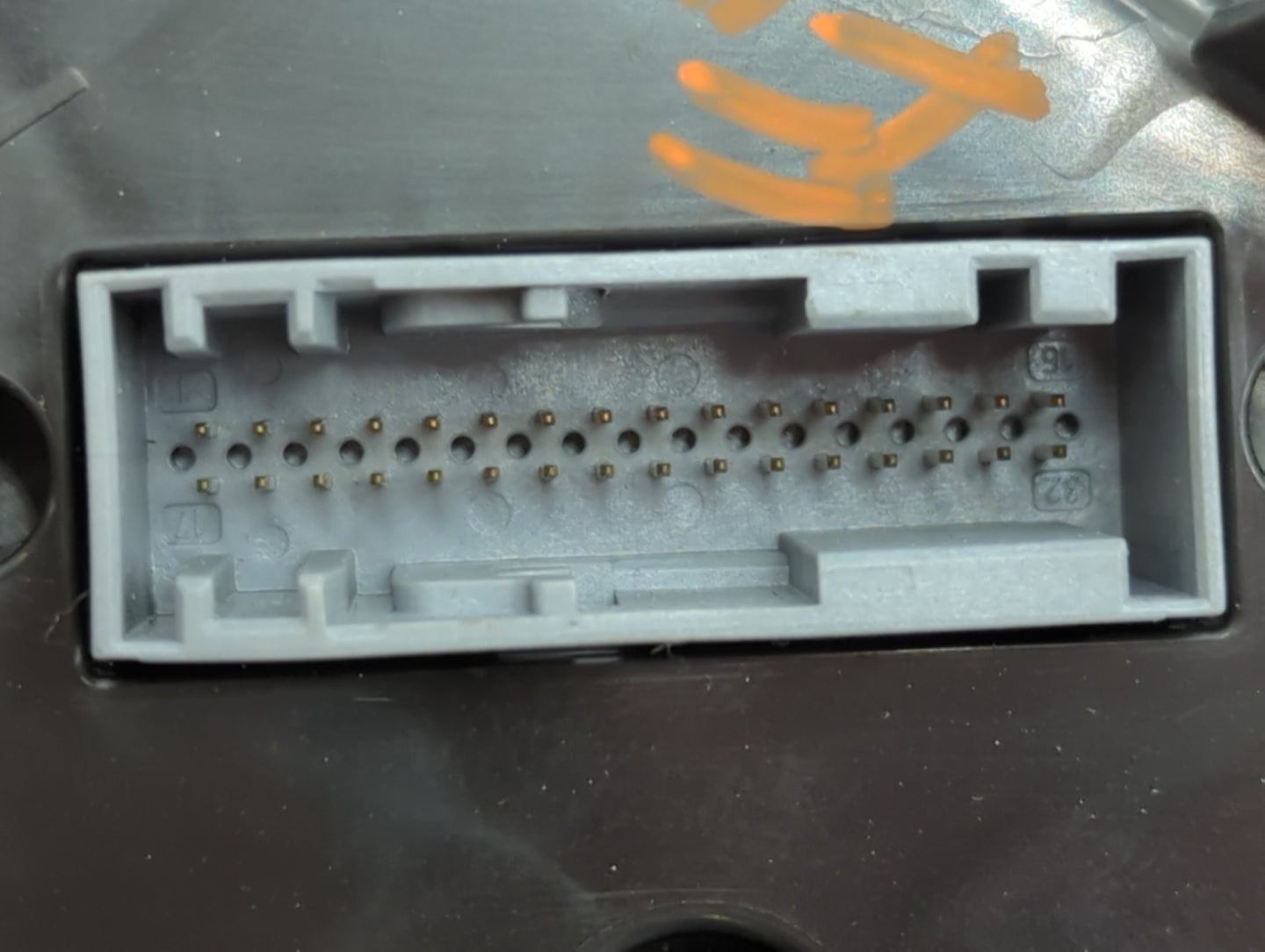 2014 Buick Encore Instrument Cluster Speedometer Gauges P/N:95375179 95375161 Fits OEM Used Auto Parts - Oemusedautoparts1.c