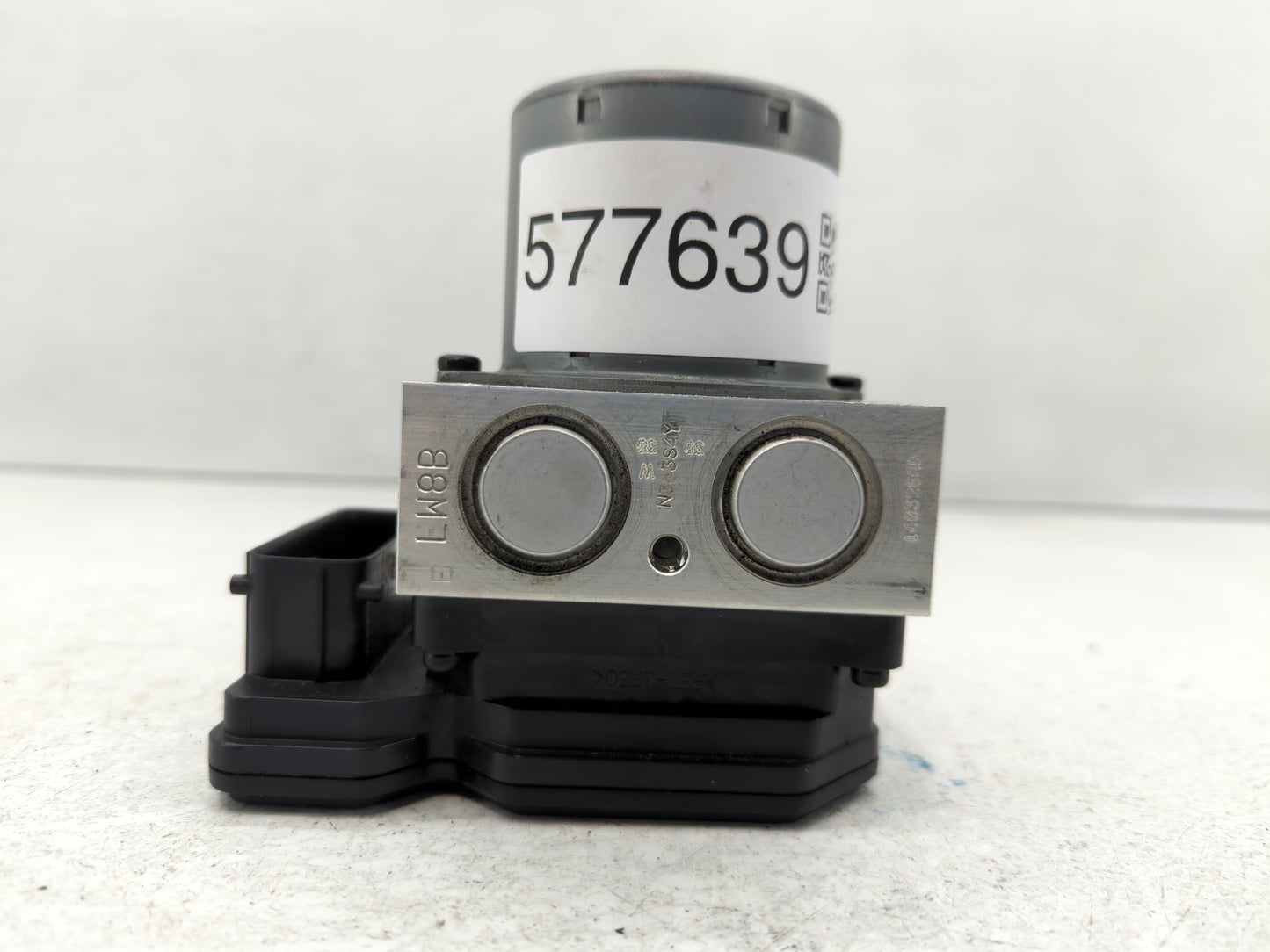 2014 Buick Encore ABS Pump Control Module Replacement P/N:95367358 95367356 Fits Fits 2013 OEM Used Auto Parts - Oemusedauto