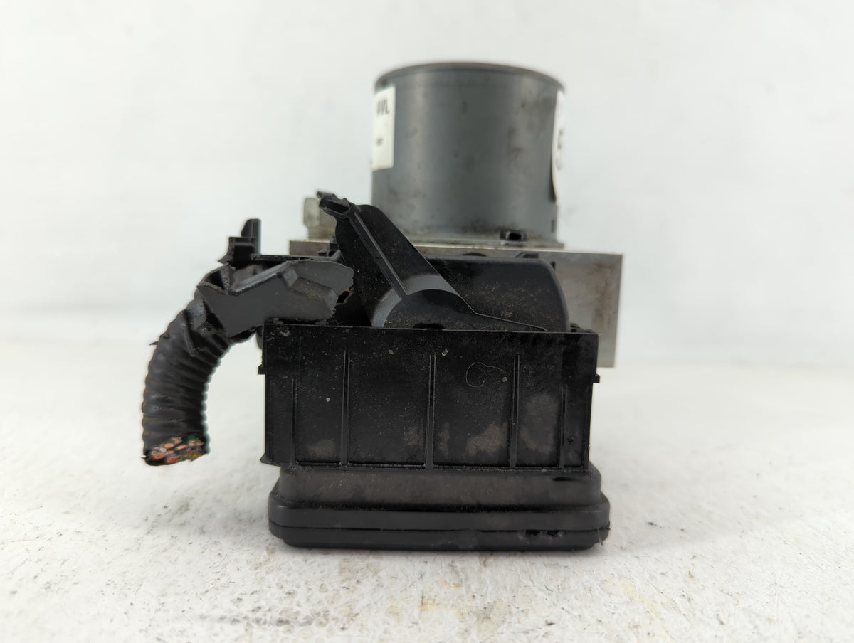 2014 Buick Encore Anti-Lock Brake ABS Pump Module Actuator OEM P/N:688250455 95367358 Fits Fits 2013 OEM Used Auto Parts - O