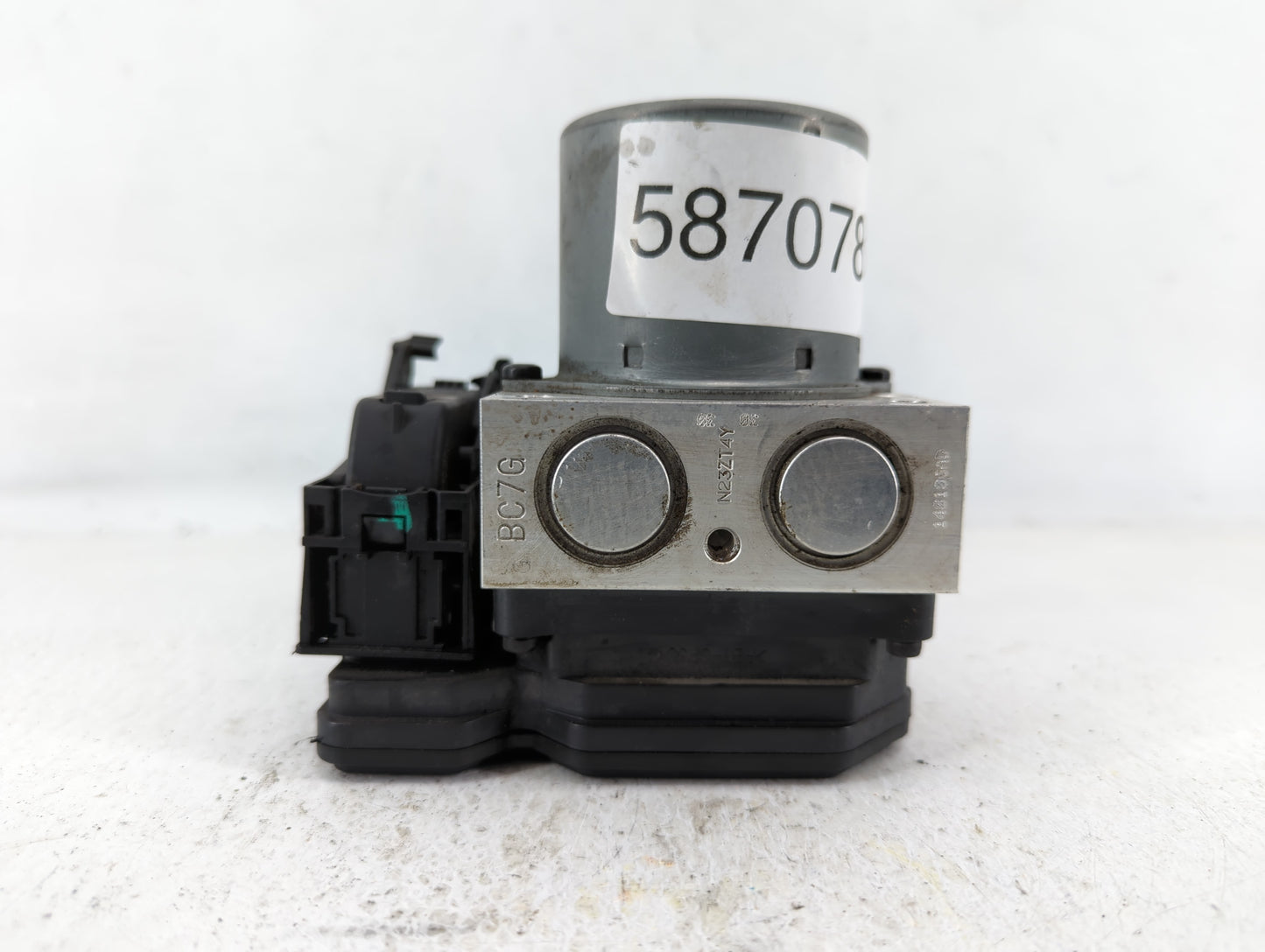 2014 Buick Encore ABS Pump Control Module Replacement P/N:688250455 95367358 Fits Fits 2013 OEM Used Auto Parts - Oemusedaut