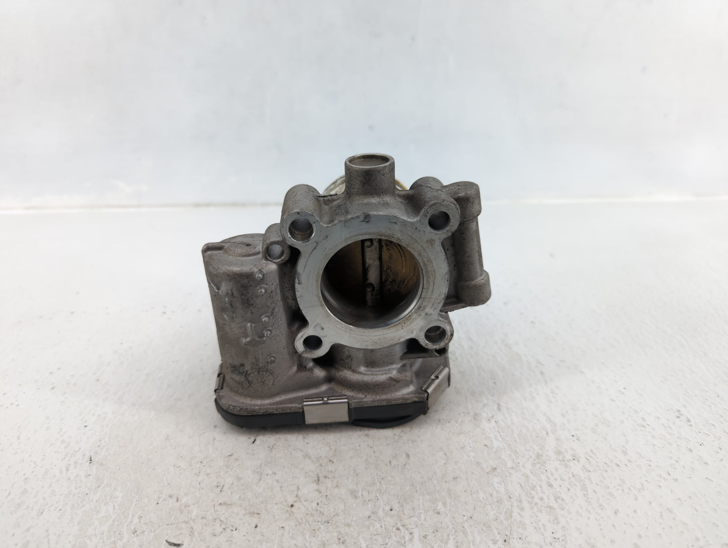 2013-2021 Buick Encore Throttle Body P/N:55581662 Fits Fits 2011 2012 2013 2014 2015 2016 2017 2018 2019 2020 2021 OEM Used 