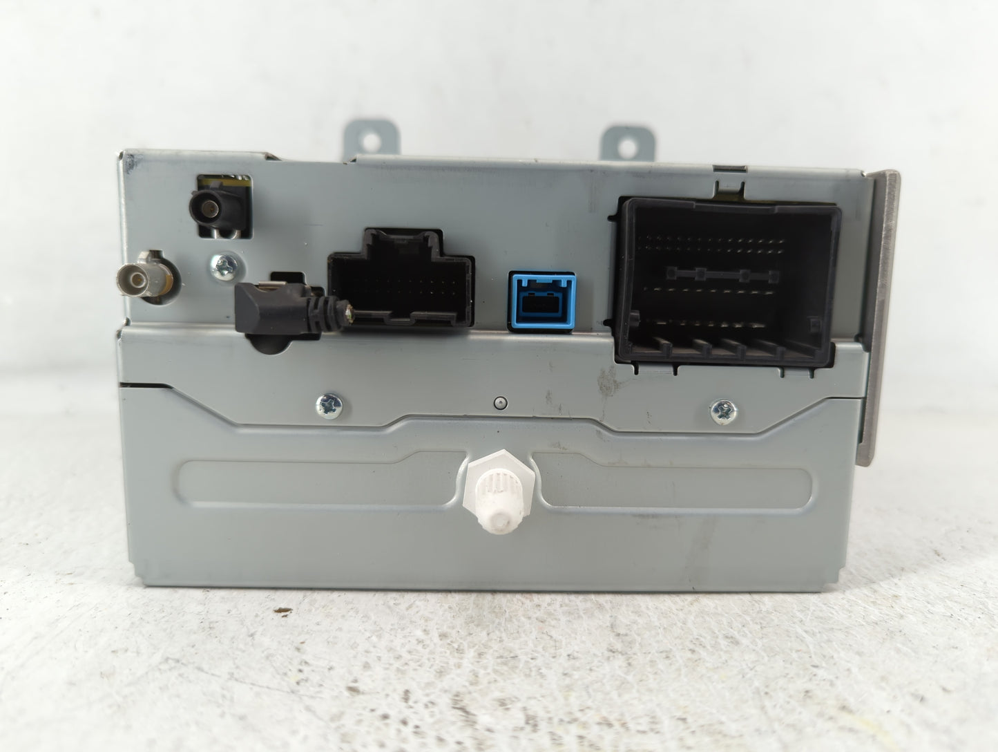 2013-2014 Buick Encore Radio AM FM Cd Player Receiver Replacement P/N:23206821 Fits Fits 2013 2014 OEM Used Auto Parts - Oem