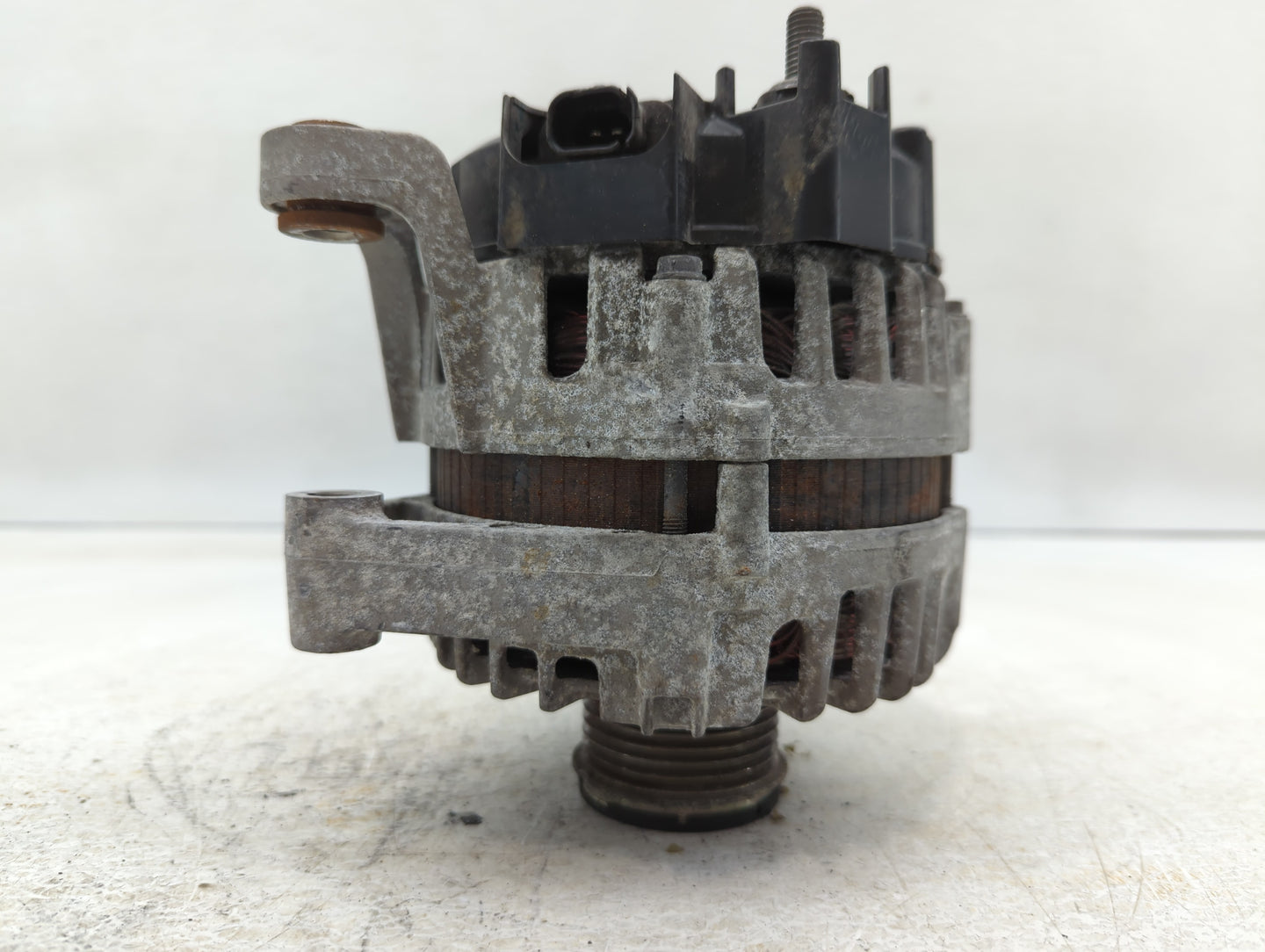 2013-2021 Buick Encore Alternator Replacement Generator Charging Assembly Engine OEM P/N:13588289 Fits OEM Used Auto Parts -