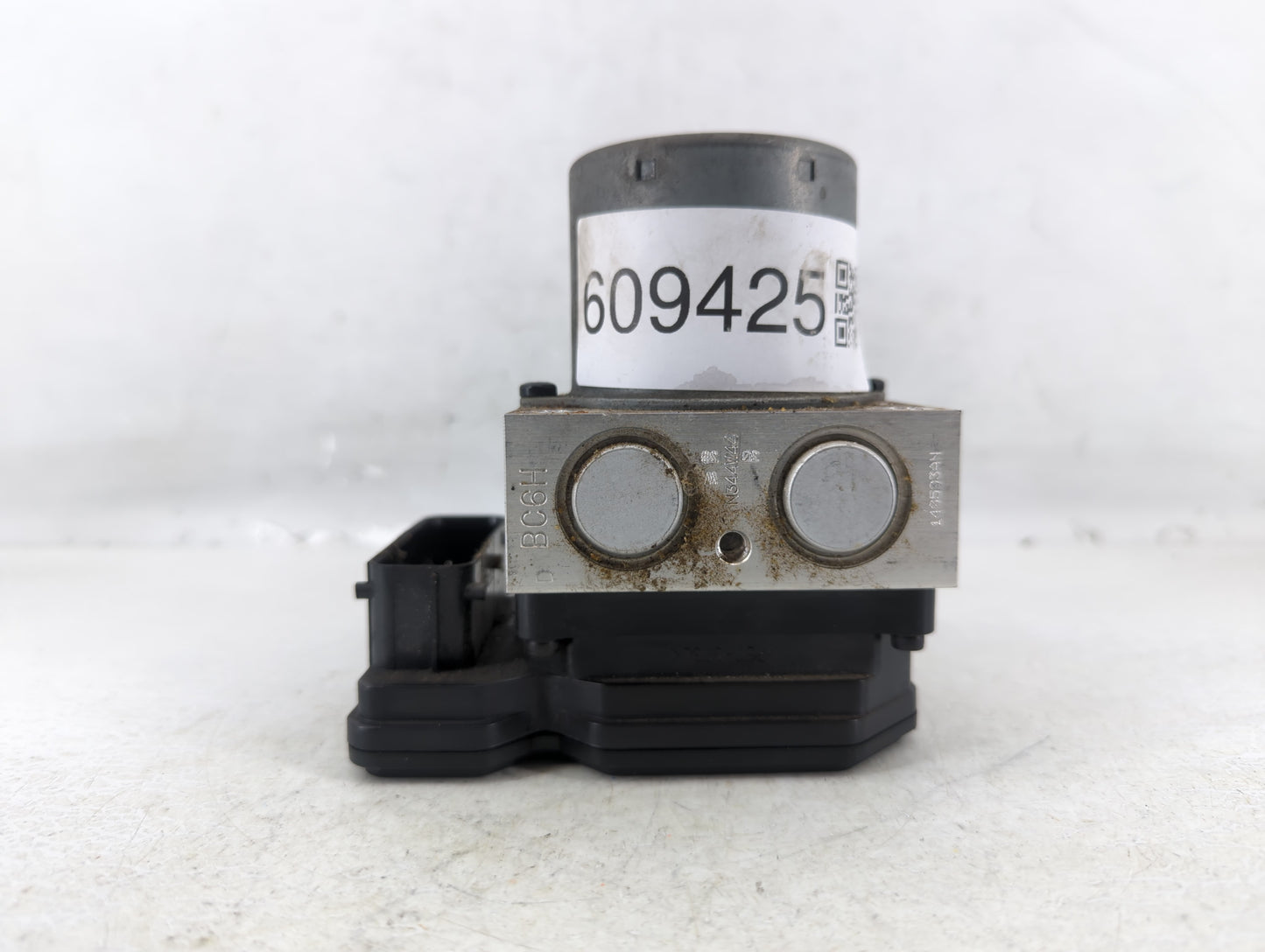 2014 Buick Encore ABS Pump Control Module Replacement P/N:95367358 Fits Fits 2013 OEM Used Auto Parts - Oemusedautoparts1.co