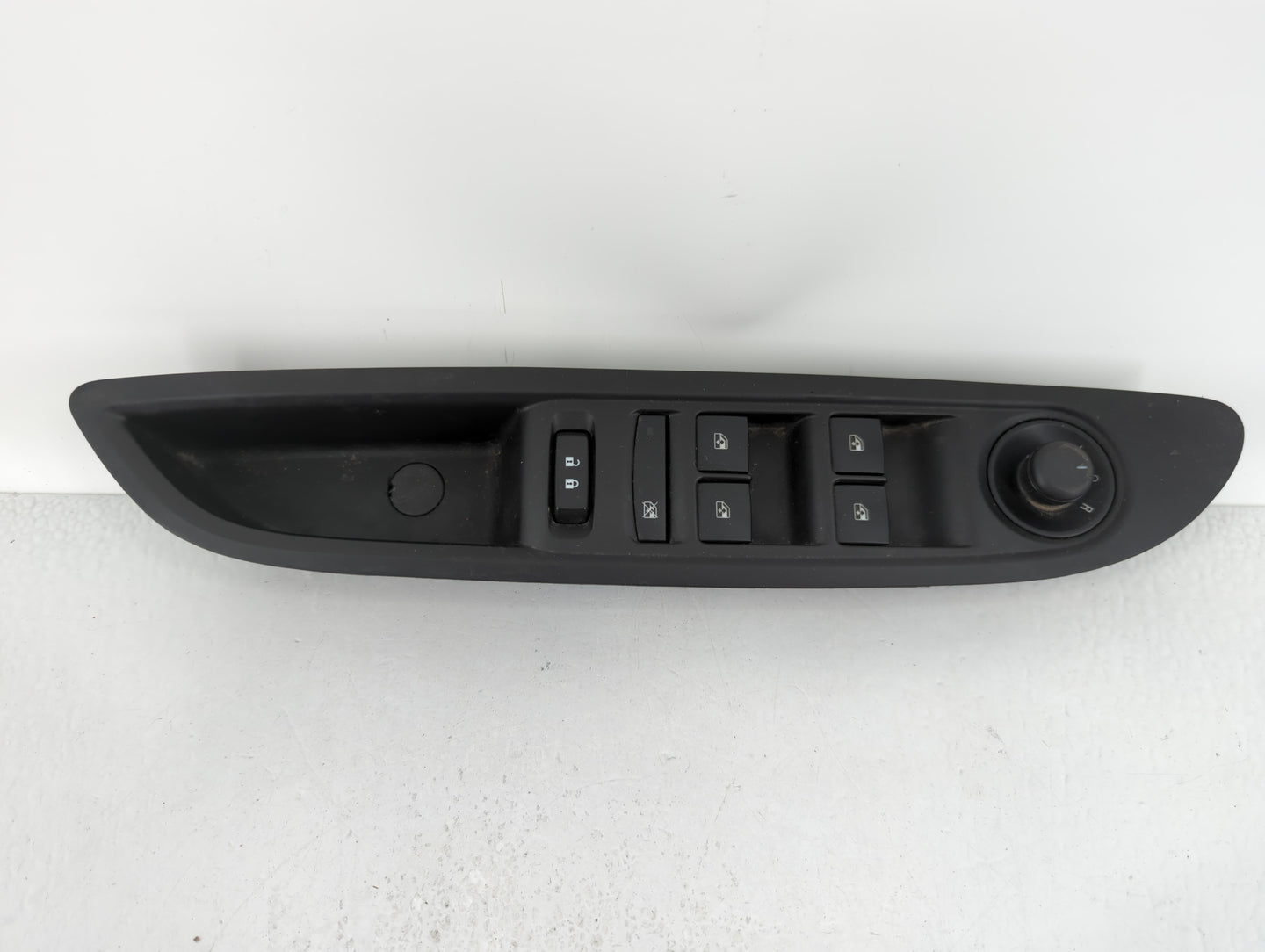 2013-2016 Buick Encore Master Power Window Switch Replacement Driver Side Left P/N:95025518-600R 13305370 Fits OEM Used Auto