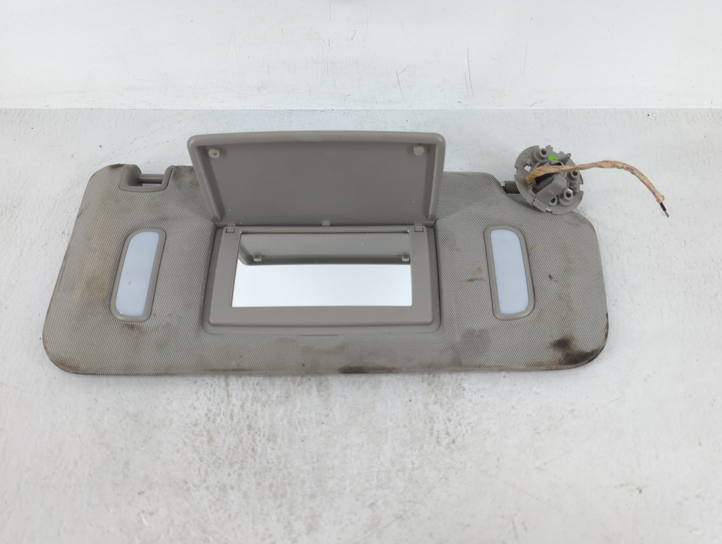 2013-2021 Buick Encore Sun Visor Shade Replacement Passenger Right Mirror Fits Fits 2013 2014 2015 2016 2017 2018 2019 2020 