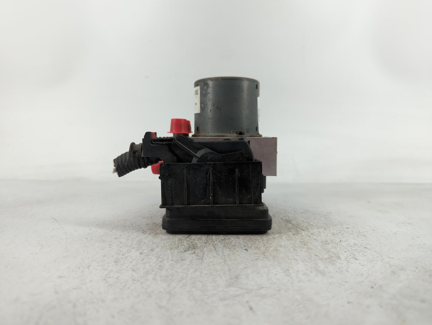 2014 Buick Encore ABS Pump Control Module Replacement P/N:95367358 Fits Fits 2013 OEM Used Auto Parts - Oemusedautoparts1.co