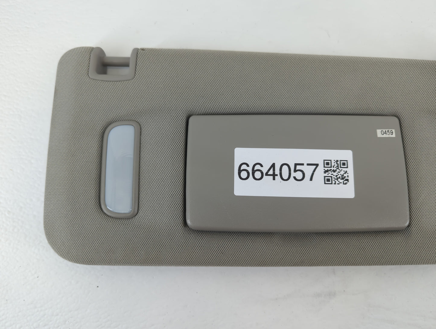 2013-2014 Buick Encore Sun Visor Shade Replacement Passenger Right Mirror Fits Fits 2013 2014 OEM Used Auto Parts - Oemuseda