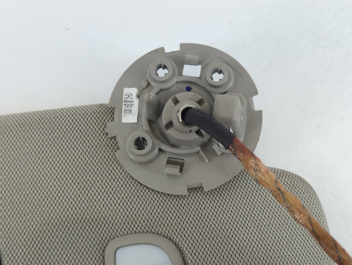 2013-2014 Buick Encore Sun Visor Shade Replacement Passenger Right Mirror Fits Fits 2013 2014 OEM Used Auto Parts - Oemuseda