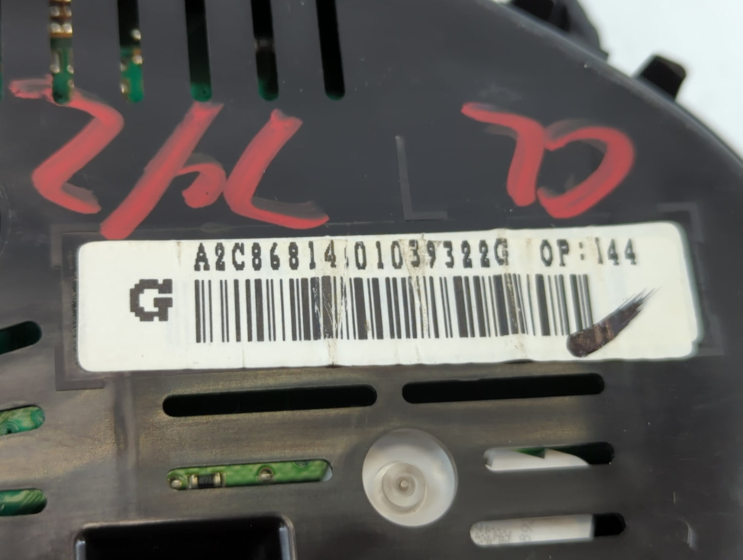 2014 Buick Encore Instrument Cluster Speedometer Gauges P/N:95375161 Fits OEM Used Auto Parts - Oemusedautoparts1.com