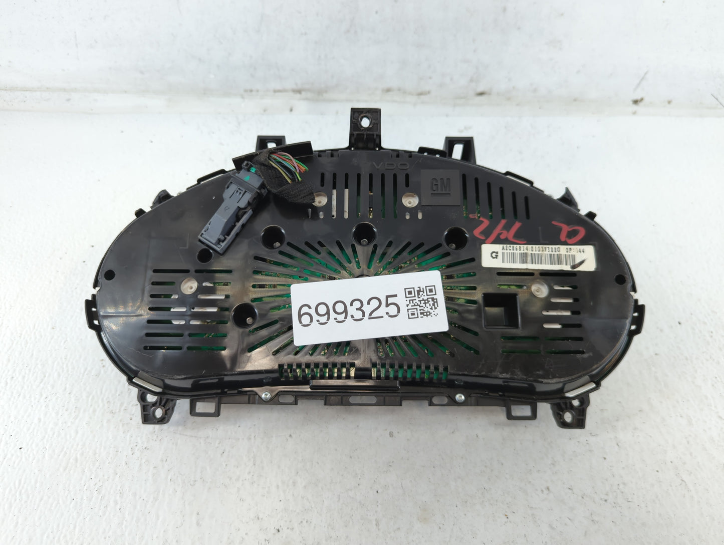2014 Buick Encore Instrument Cluster Speedometer Gauges P/N:95375161 Fits OEM Used Auto Parts - Oemusedautoparts1.com