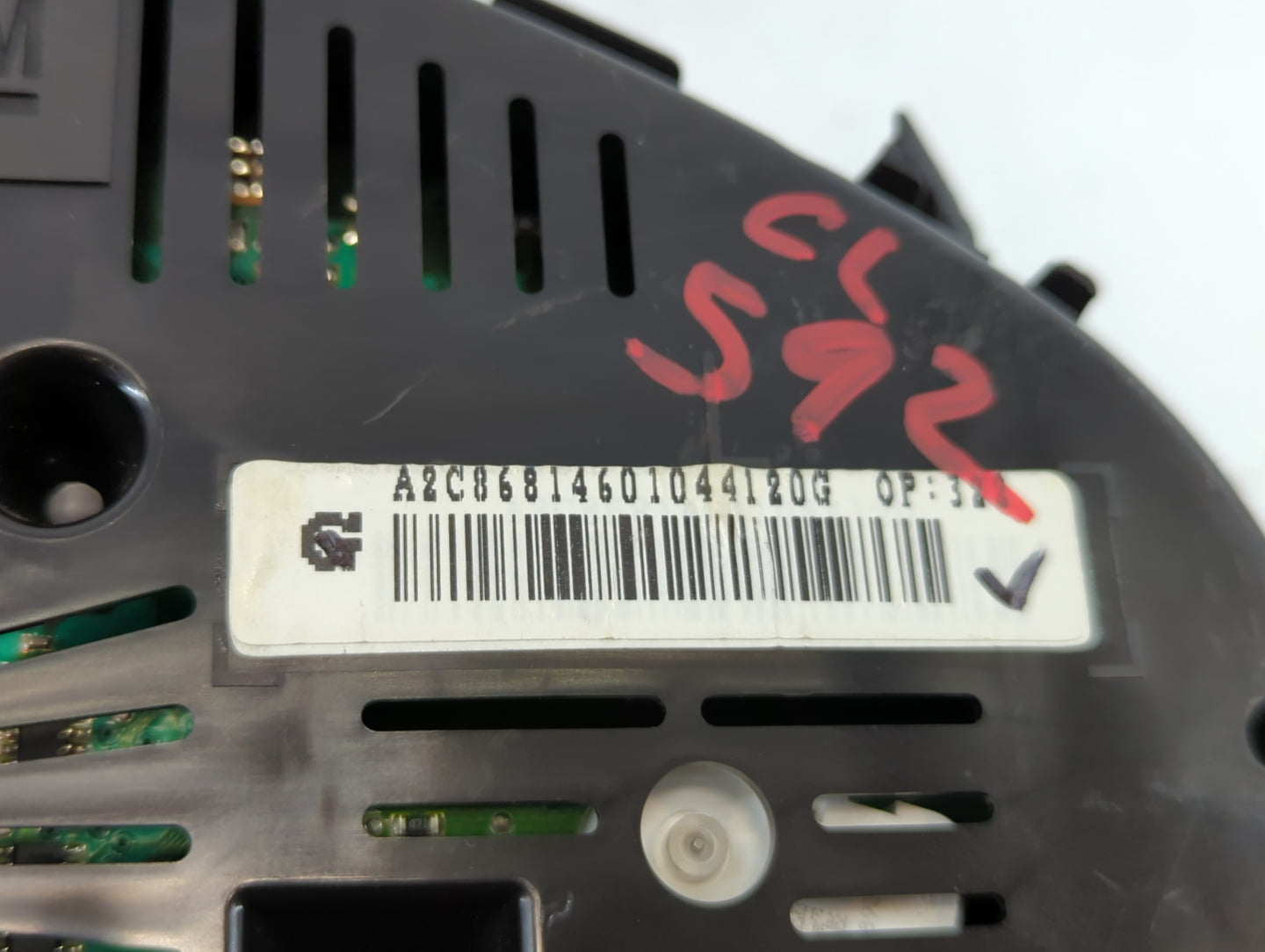 2014 Buick Encore Instrument Cluster Speedometer Gauges P/N:95375161 Fits OEM Used Auto Parts - Oemusedautoparts1.com