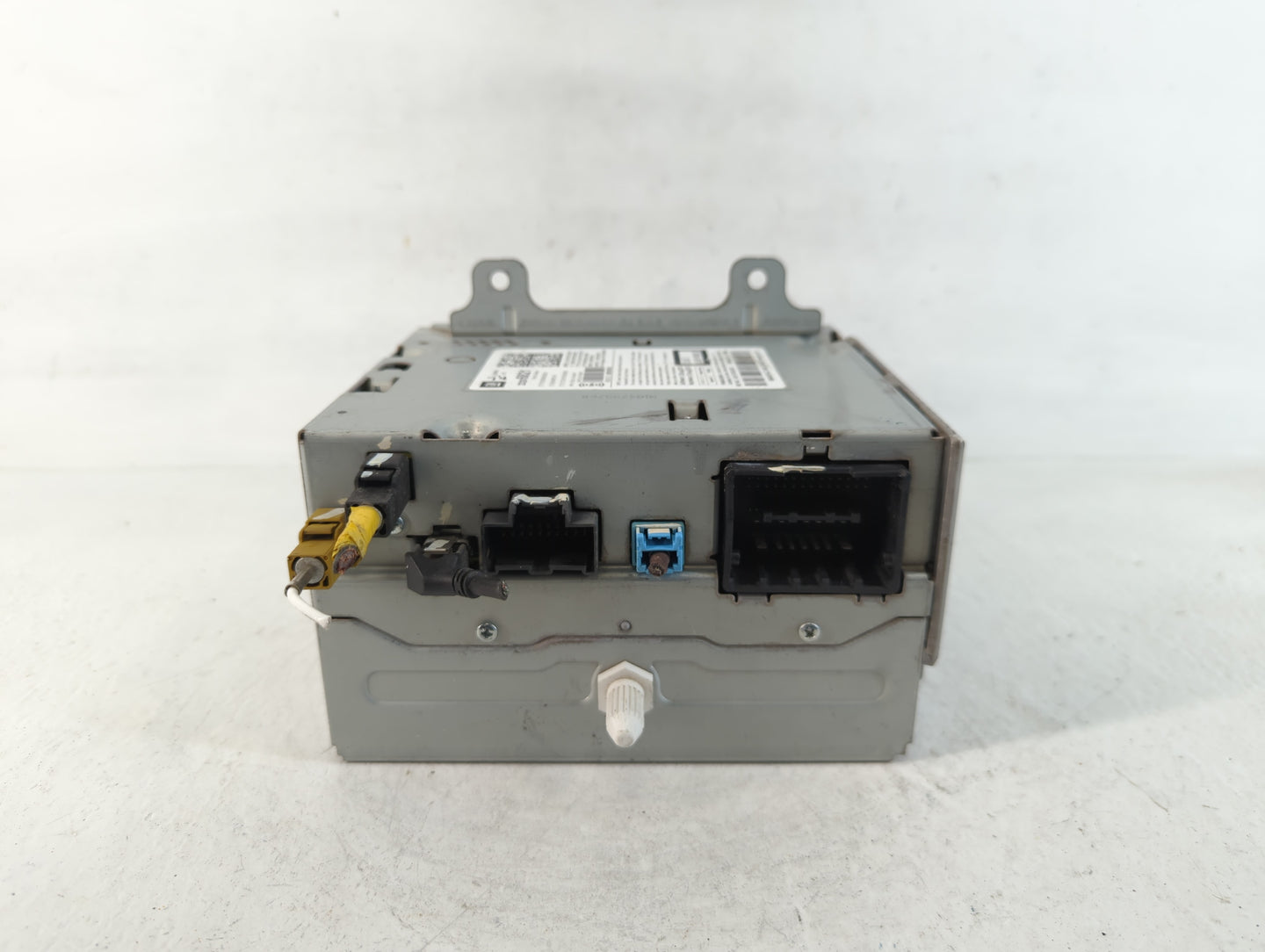 2013-2014 Buick Encore Am Fm Cd Player Radio Receiver - Oemusedautoparts1.com