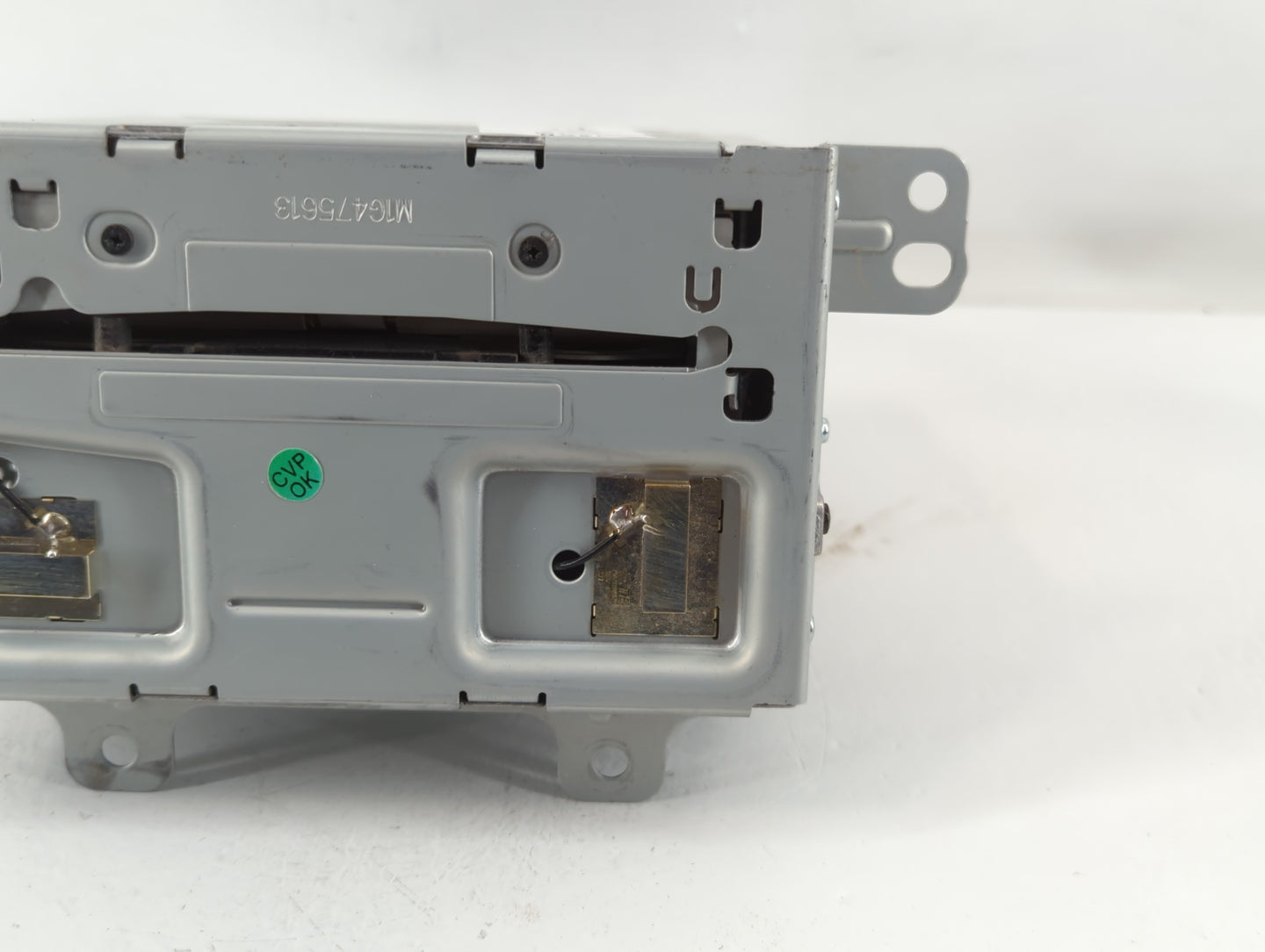 2013-2014 Buick Encore Radio AM FM Cd Player Receiver Replacement P/N:23176151 Fits Fits 2013 2014 OEM Used Auto Parts - Oem