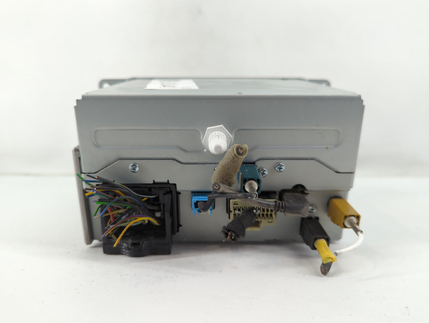 2013-2014 Buick Encore Radio AM FM Cd Player Receiver Replacement P/N:23176151 Fits Fits 2013 2014 OEM Used Auto Parts - Oem
