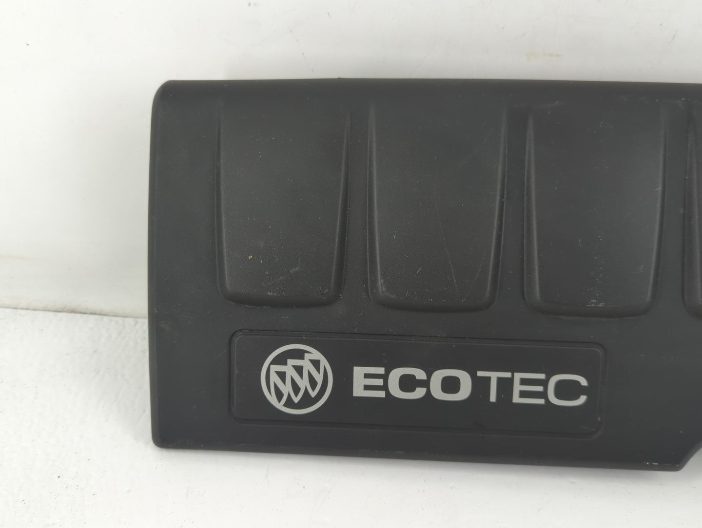 2014 Buick Encore Engine Cover - Oemusedautoparts1.com
