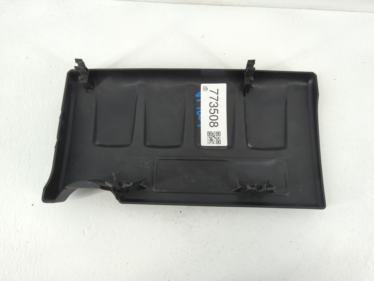2014 Buick Encore Engine Cover - Oemusedautoparts1.com