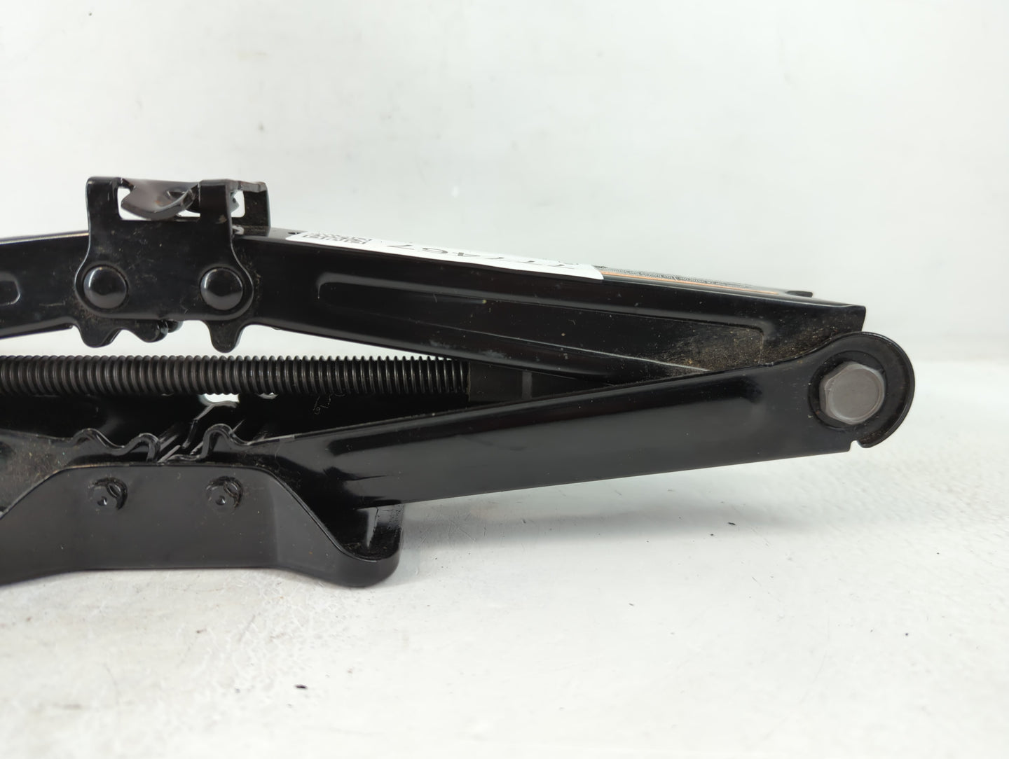 2014 Buick Encore Spare Scissor Car Jack - Oemusedautoparts1.com