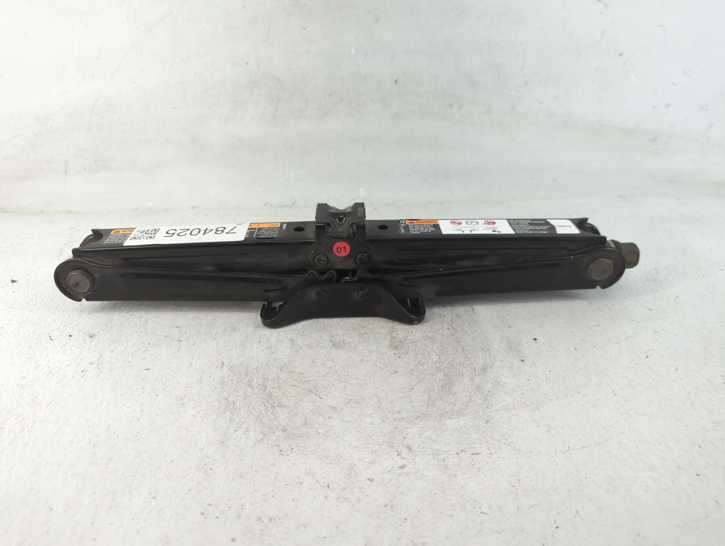 2014 Buick Encore Spare Scissor Car Jack - Oemusedautoparts1.com