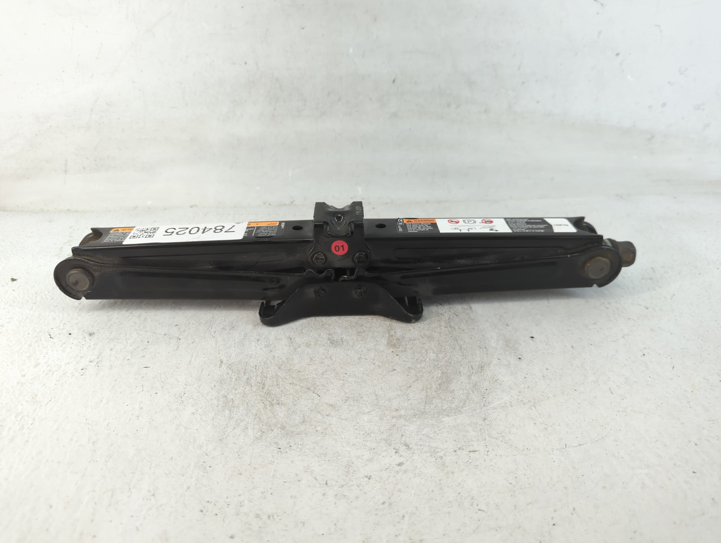 2014 Buick Encore Spare Scissor Car Jack - Oemusedautoparts1.com