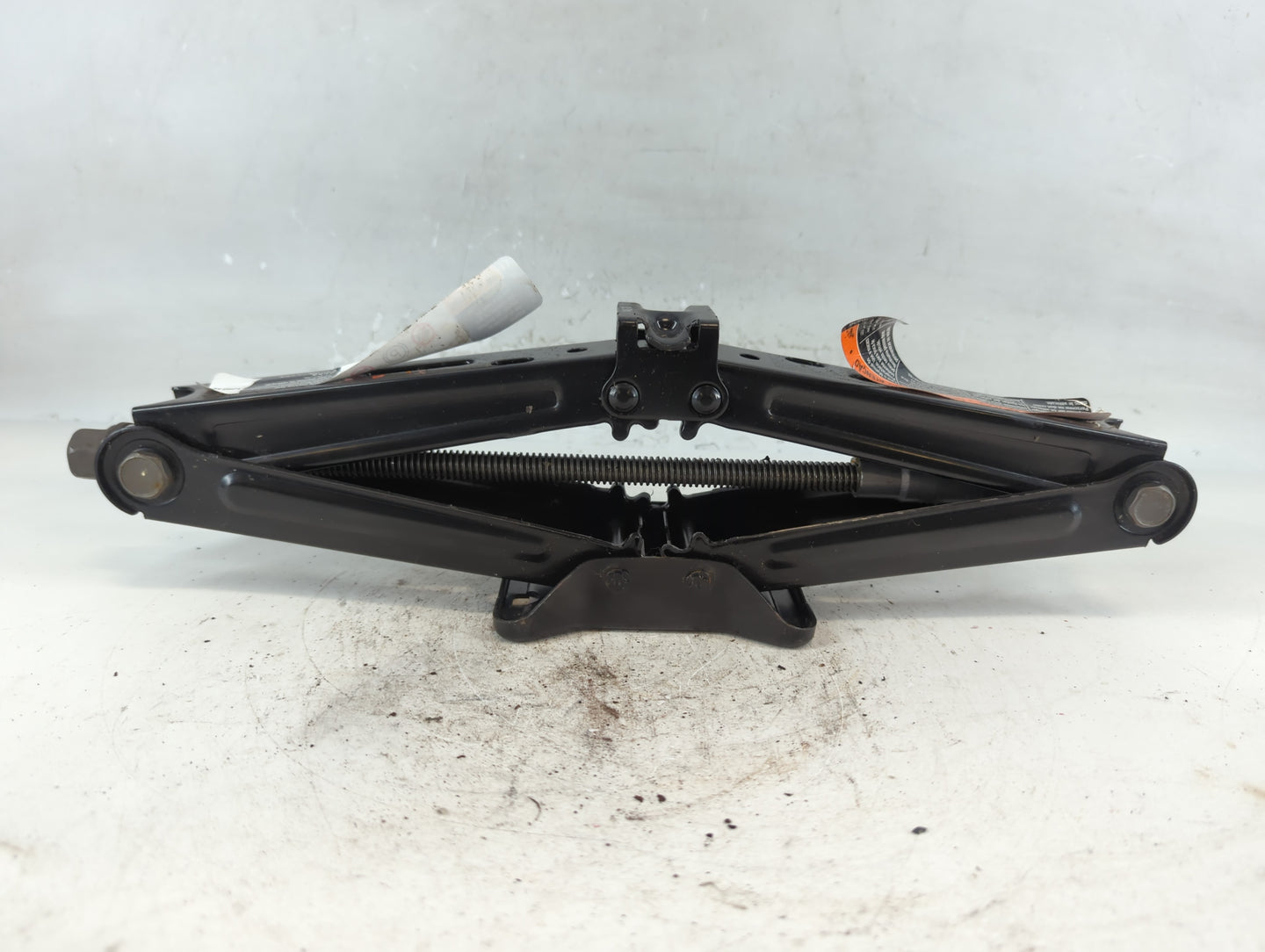 2014 Buick Encore Spare Scissor Car Jack - Oemusedautoparts1.com