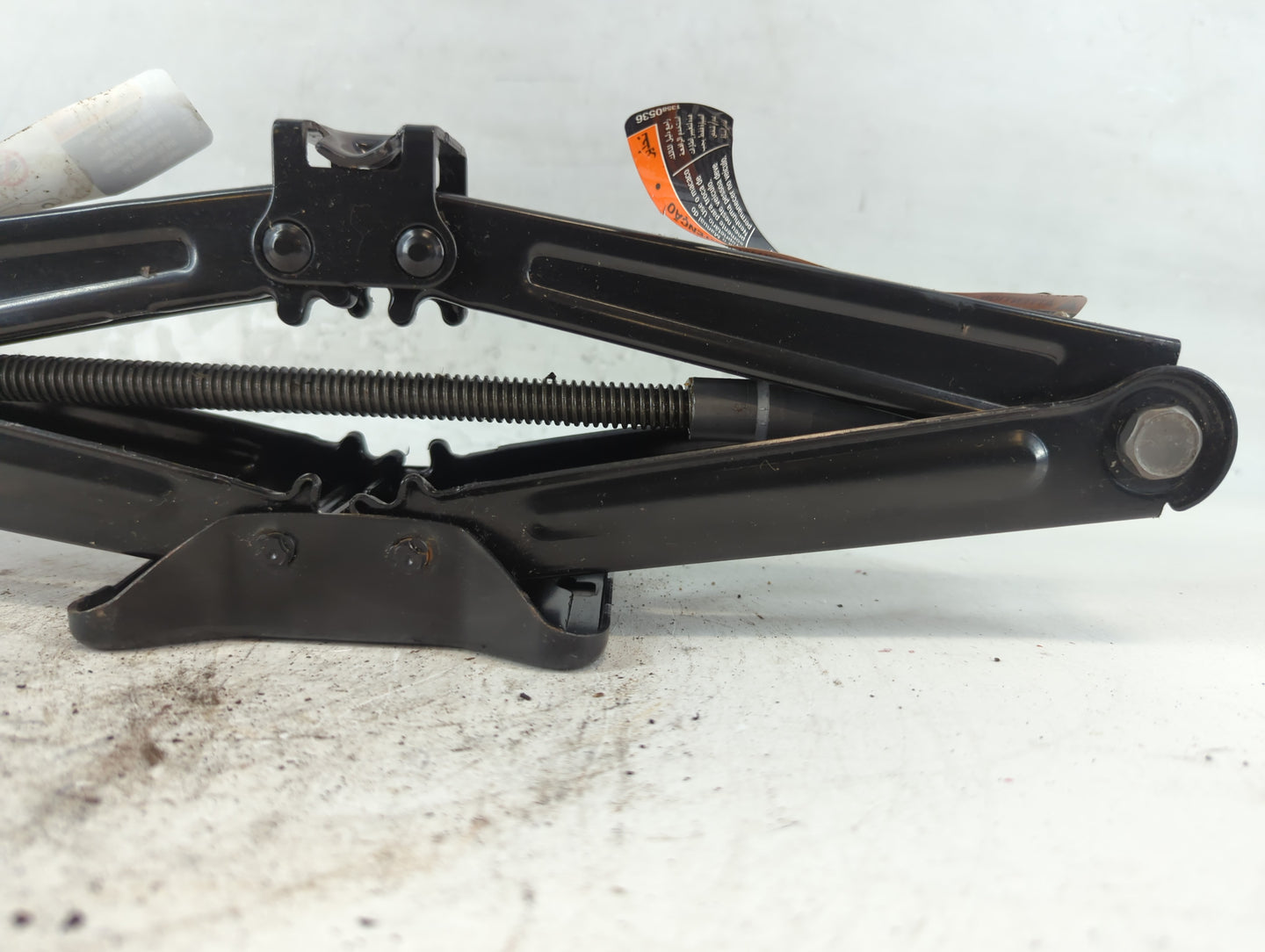 2014 Buick Encore Spare Scissor Car Jack - Oemusedautoparts1.com