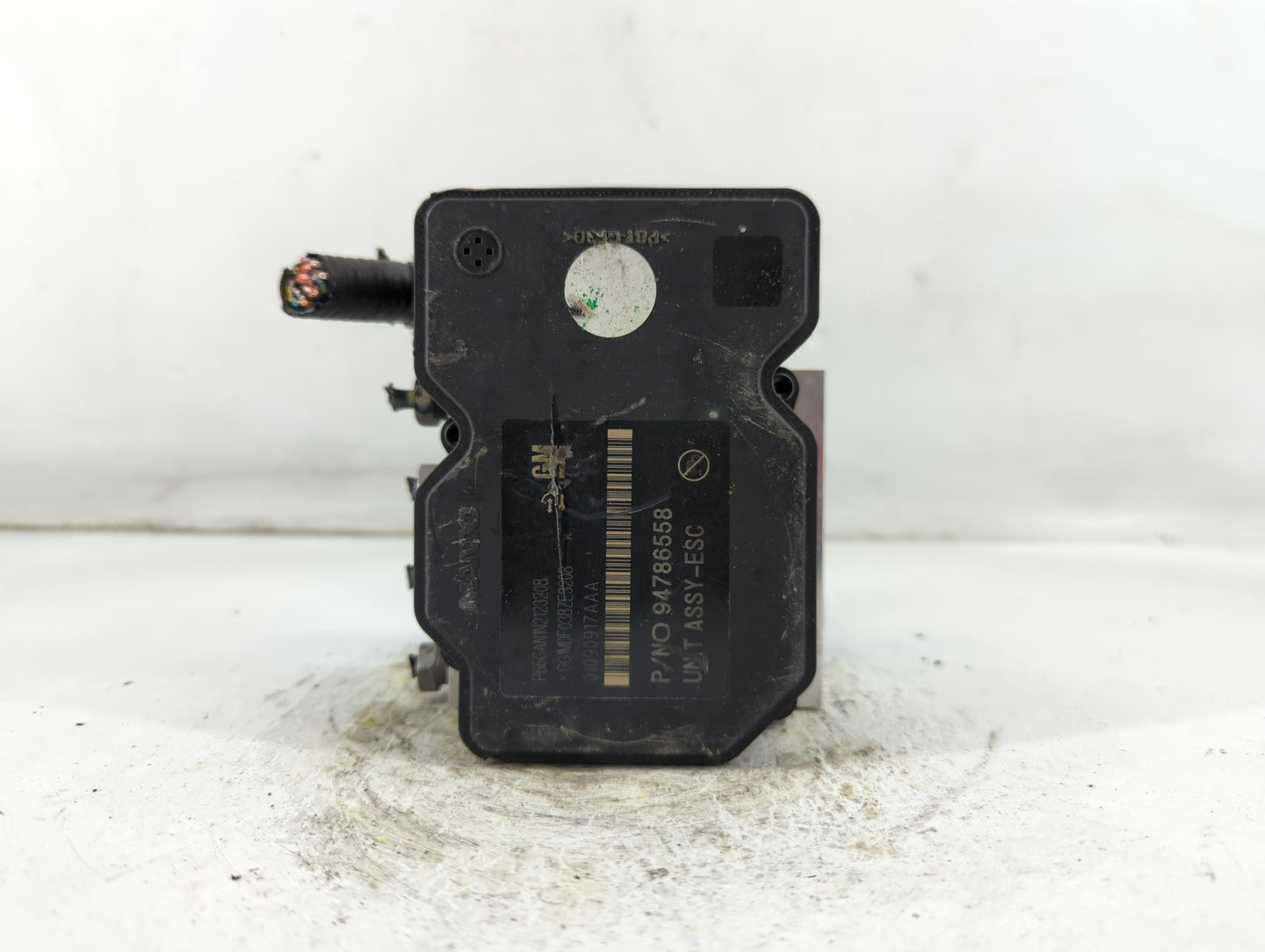 2014 Buick Encore ABS Pump Control Module Replacement P/N:95367358 Fits Fits 2013 OEM Used Auto Parts - Oemusedautoparts1.co