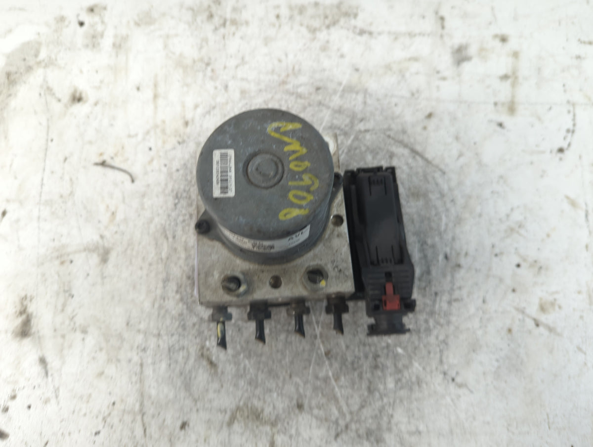 2014 Buick Encore Anti-Lock Brake ABS Pump Module Actuator OEM P/N:95367358 Fits Fits 2013 OEM Used Auto Parts - Oemusedauto