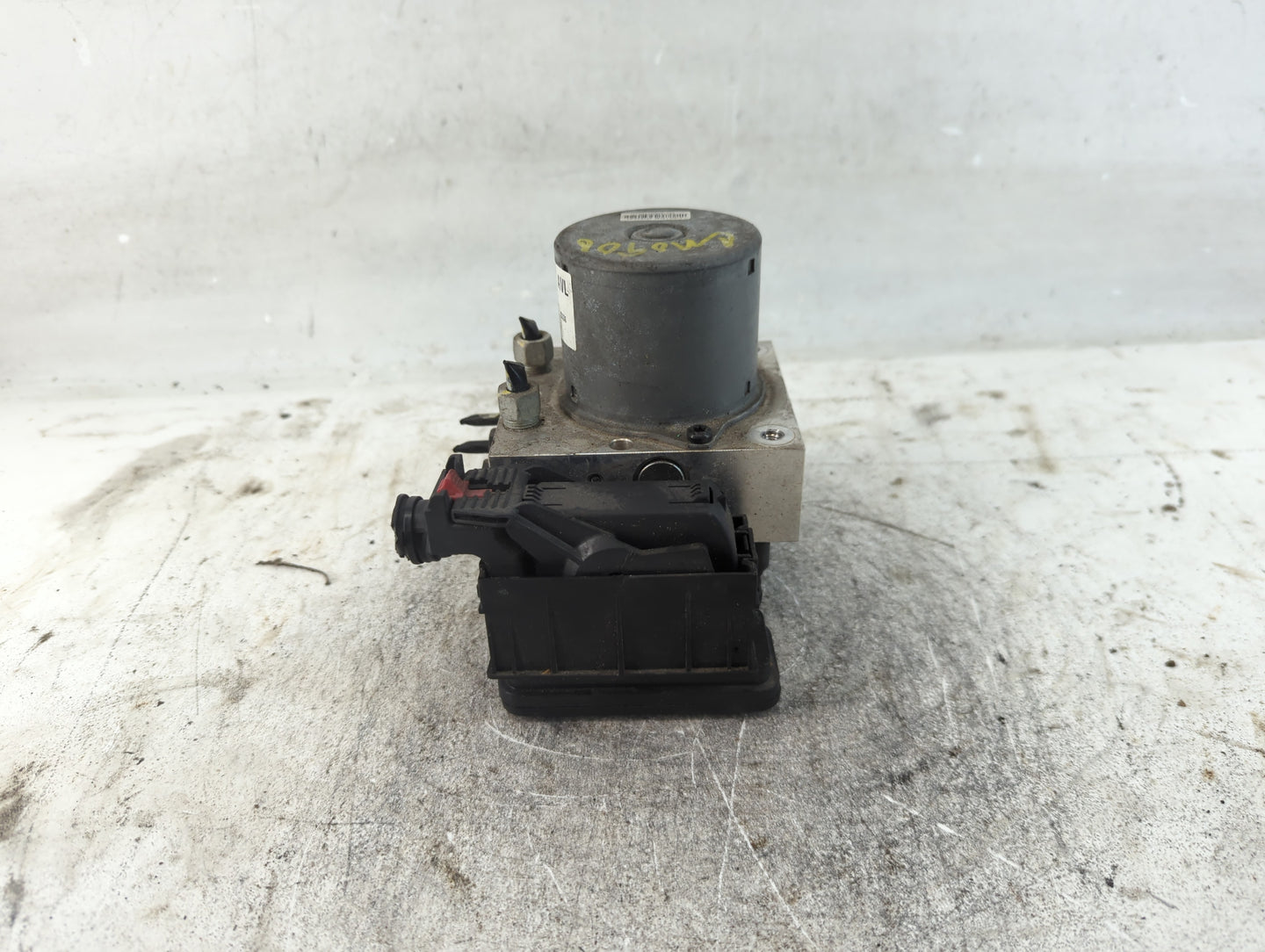 2014 Buick Encore ABS Pump Control Module Replacement P/N:95367358 Fits Fits 2013 OEM Used Auto Parts - Oemusedautoparts1.co