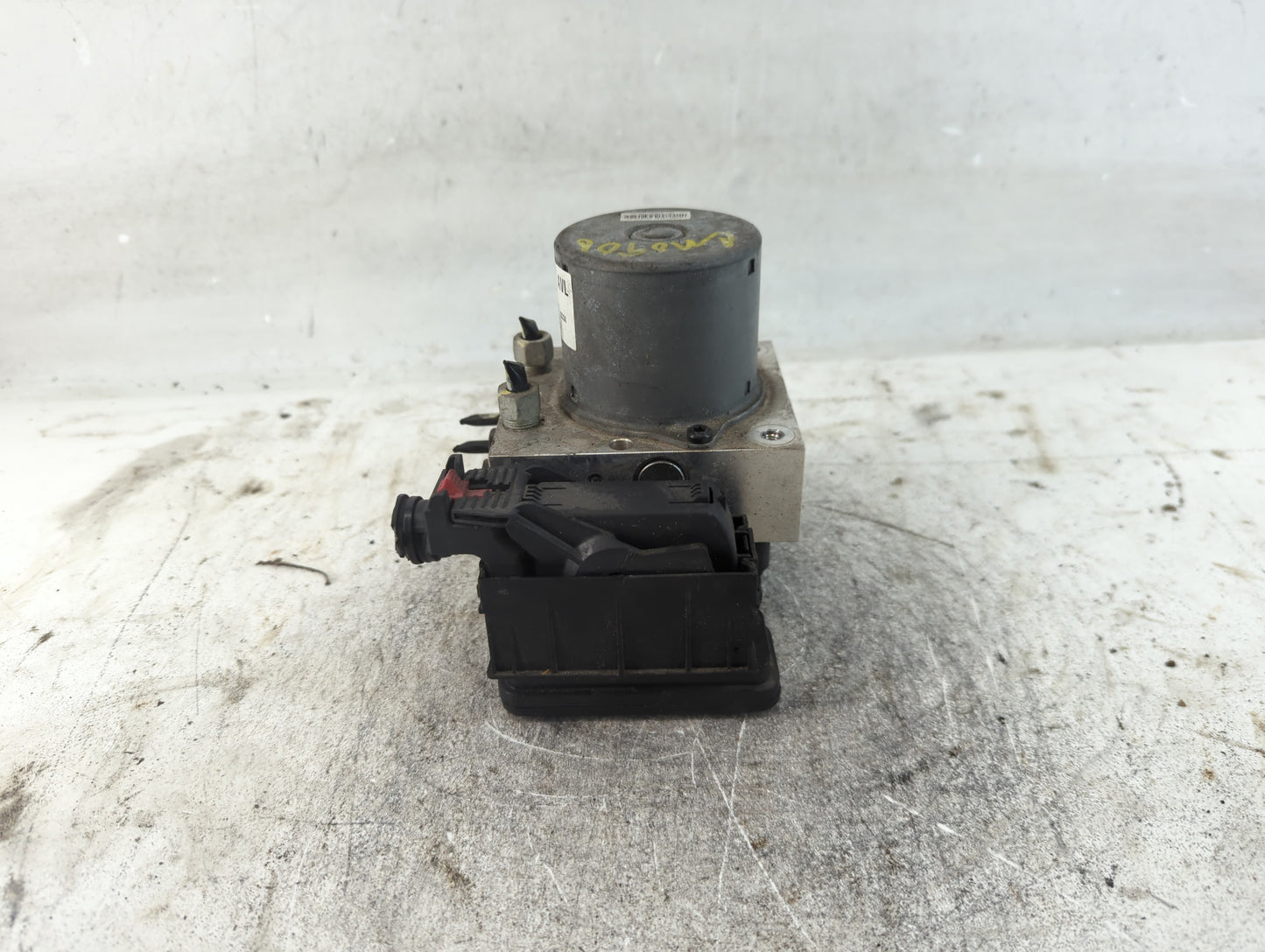 2014 Buick Encore ABS Pump Control Module Replacement P/N:95367358 Fits Fits 2013 OEM Used Auto Parts - Oemusedautoparts1.co