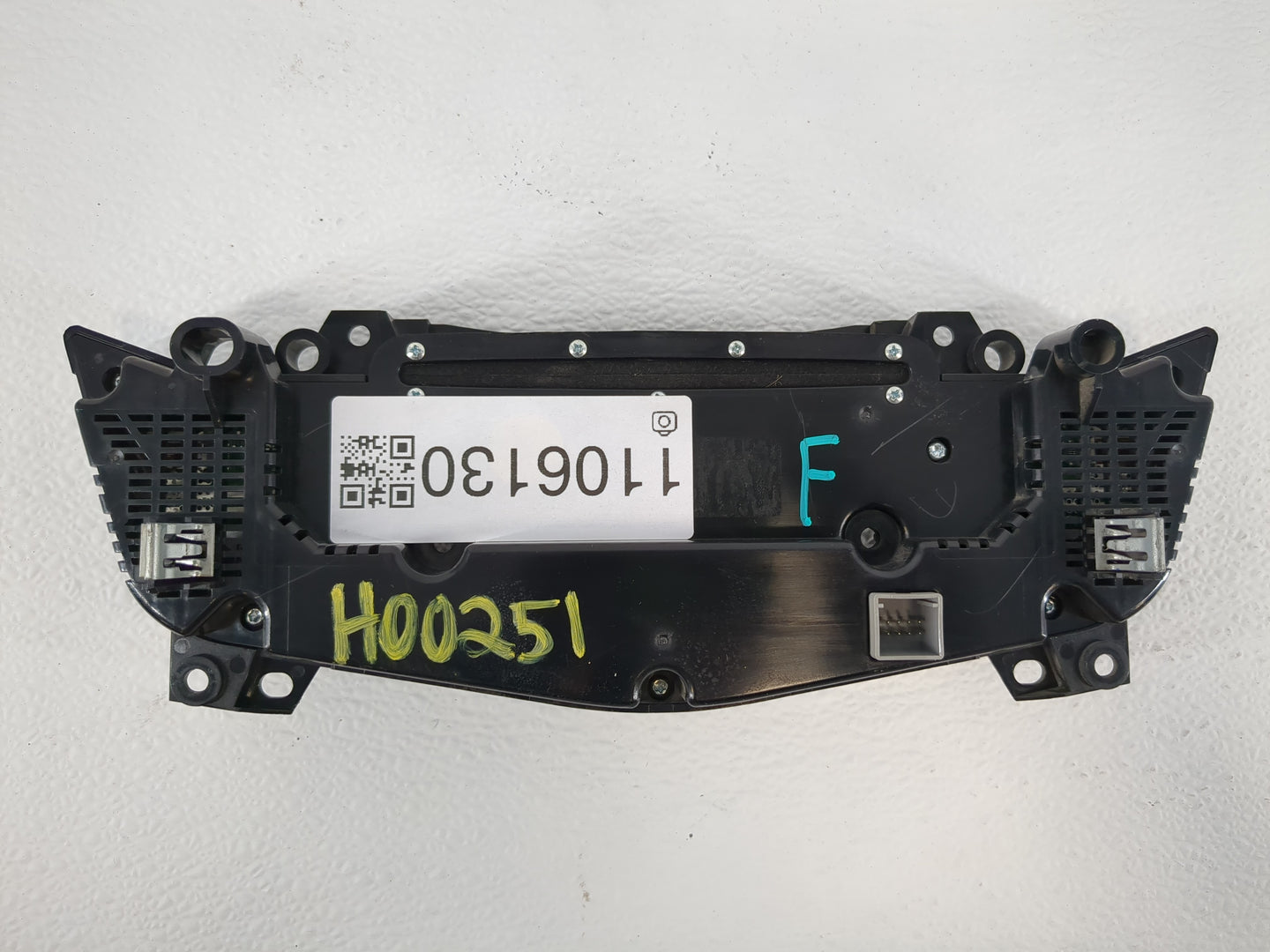 2014-2016 Buick Lacrosse Climate Control Module Temperature AC/Heater Replacement Fits Fits 2014 2015 2016 OEM Used Auto Par