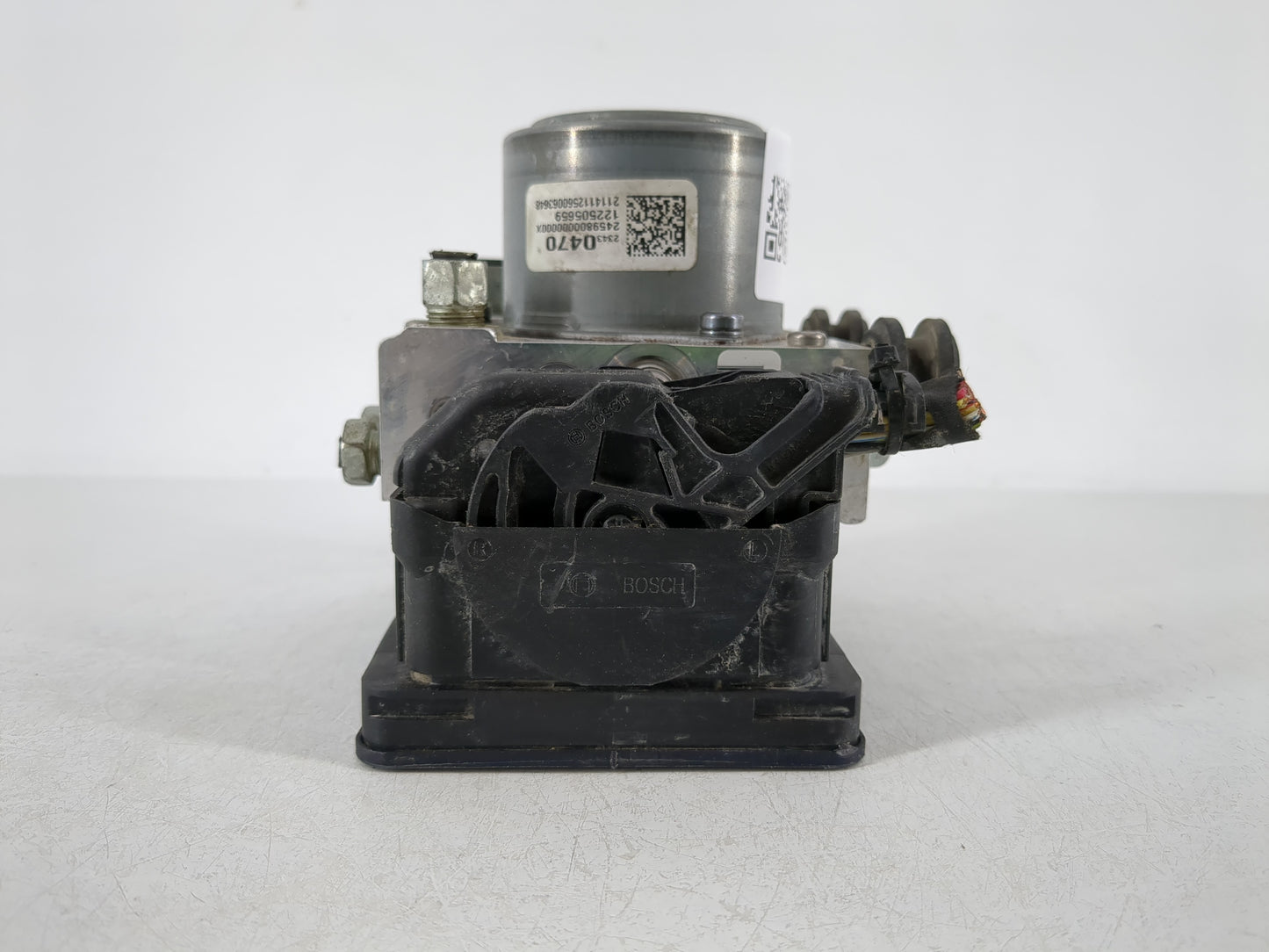 2014-2015 Buick Lacrosse ABS Pump Control Module Replacement P/N:23430470 Fits Fits 2014 2015 OEM Used Auto Parts - Oemuseda