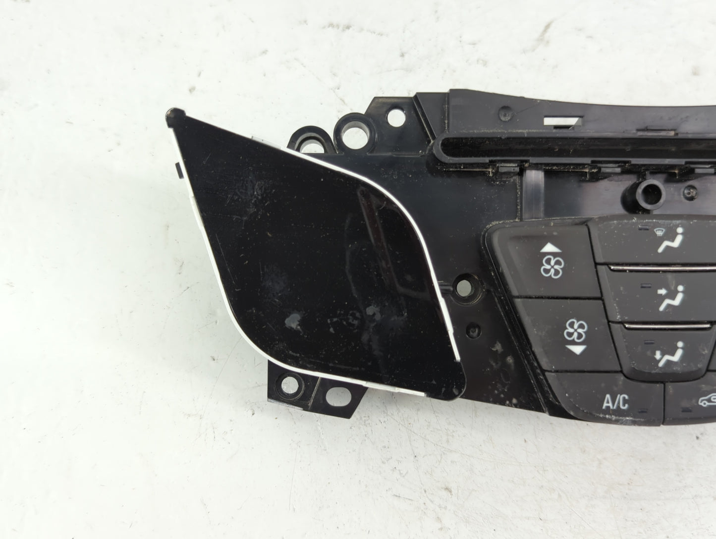 2014-2016 Buick Lacrosse Climate Control Module Temperature AC/Heater Replacement P/N:90802486 Fits Fits 2014 2015 2016 OEM 