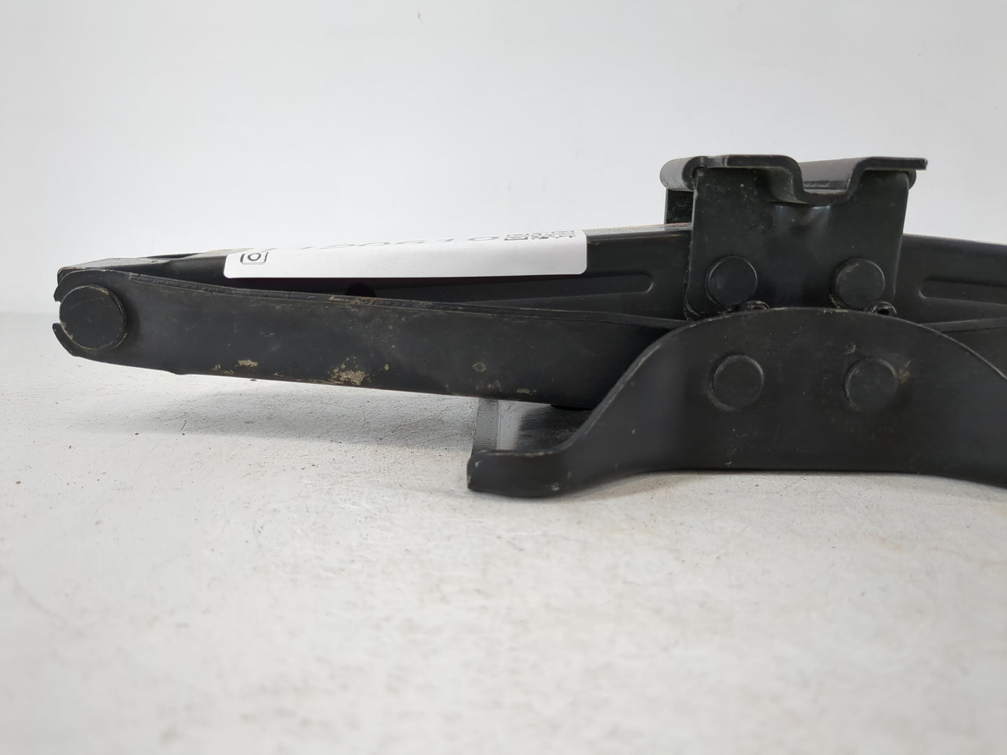 2014 Buick Lacrosse Spare Scissor Car Jack 1120610 - Oemusedautoparts1.com