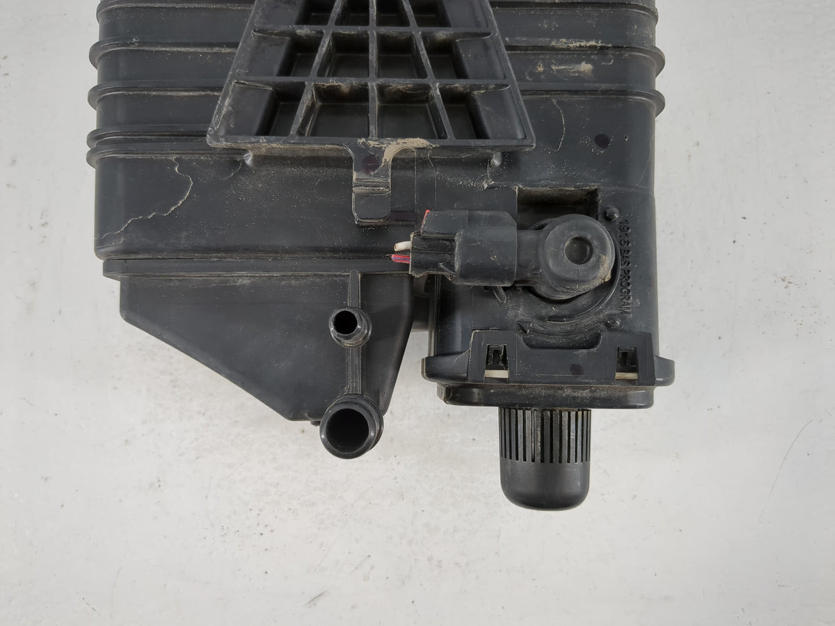 2014 Buick Lacrosse Fuel Vapor Charcoal Canister 1120662 - Oemusedautoparts1.com
