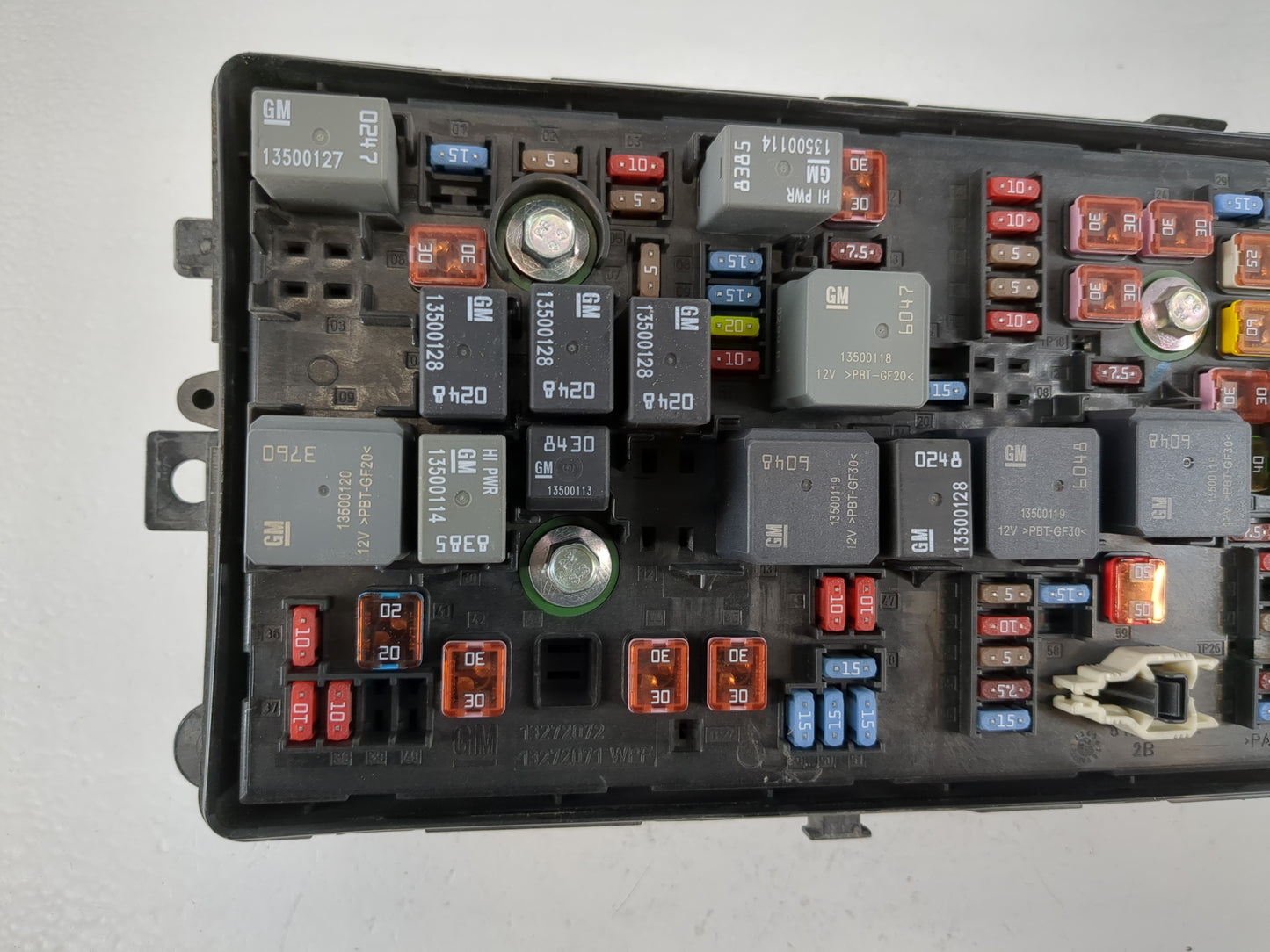 2014-2016 Buick Lacrosse Fusebox Fuse Box Panel Relay Module P/N:90767240 Fits Fits 2014 2015 2016 OEM Used Auto Parts - Oem