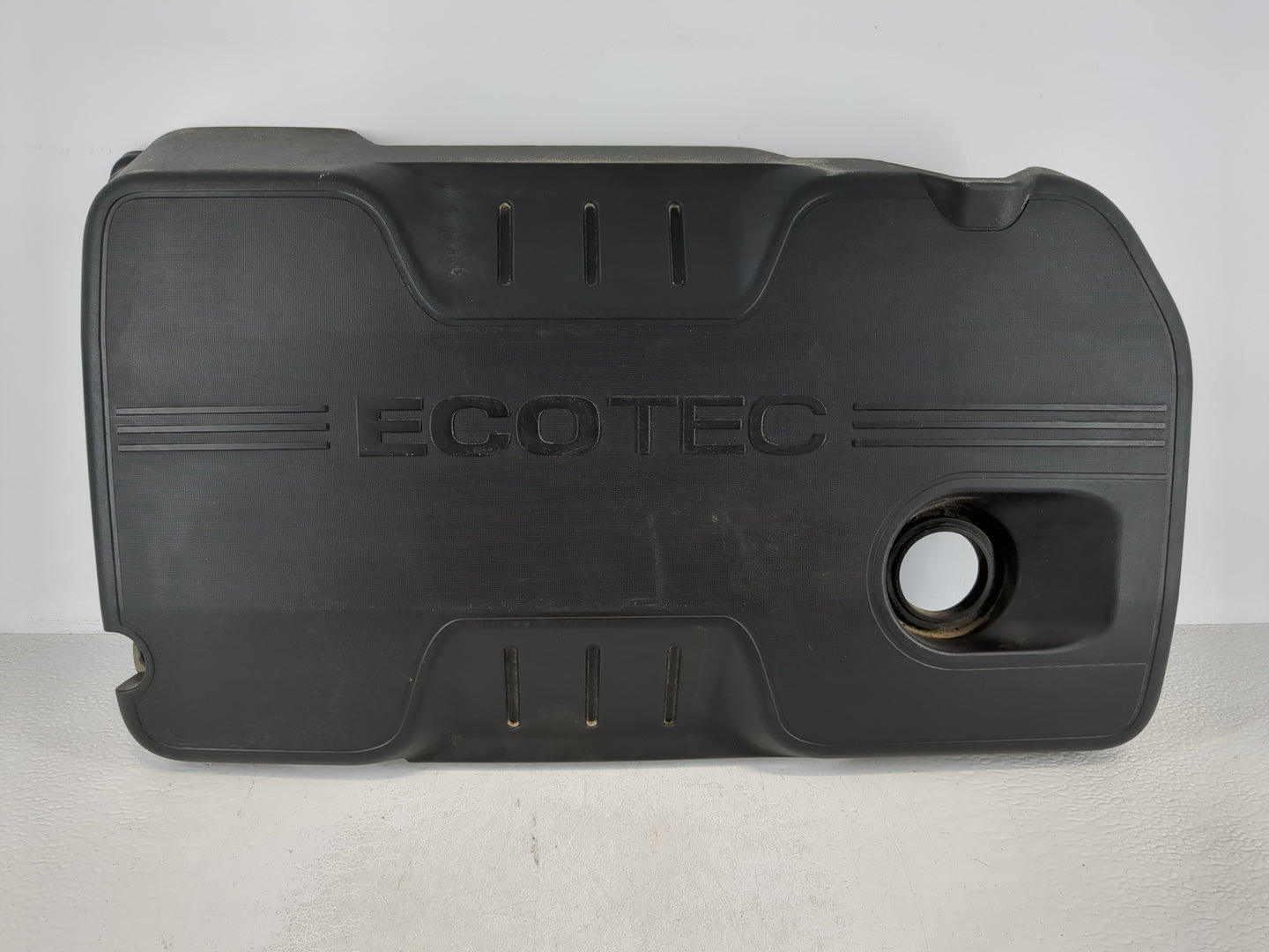 2014 Buick Lacrosse Engine Cover - Oemusedautoparts1.com
