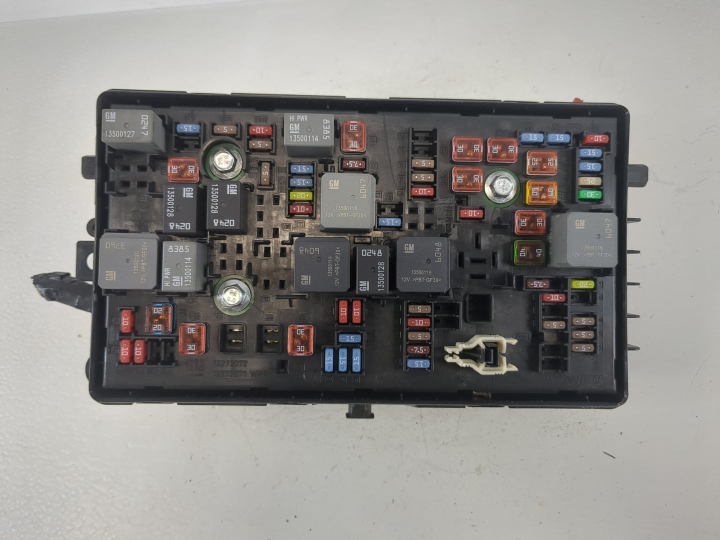 2014-2016 Buick Lacrosse Fusebox Fuse Box Panel Relay Module P/N:7242U 90767242-02 Fits Fits 2014 2015 2016 OEM Used Auto Pa