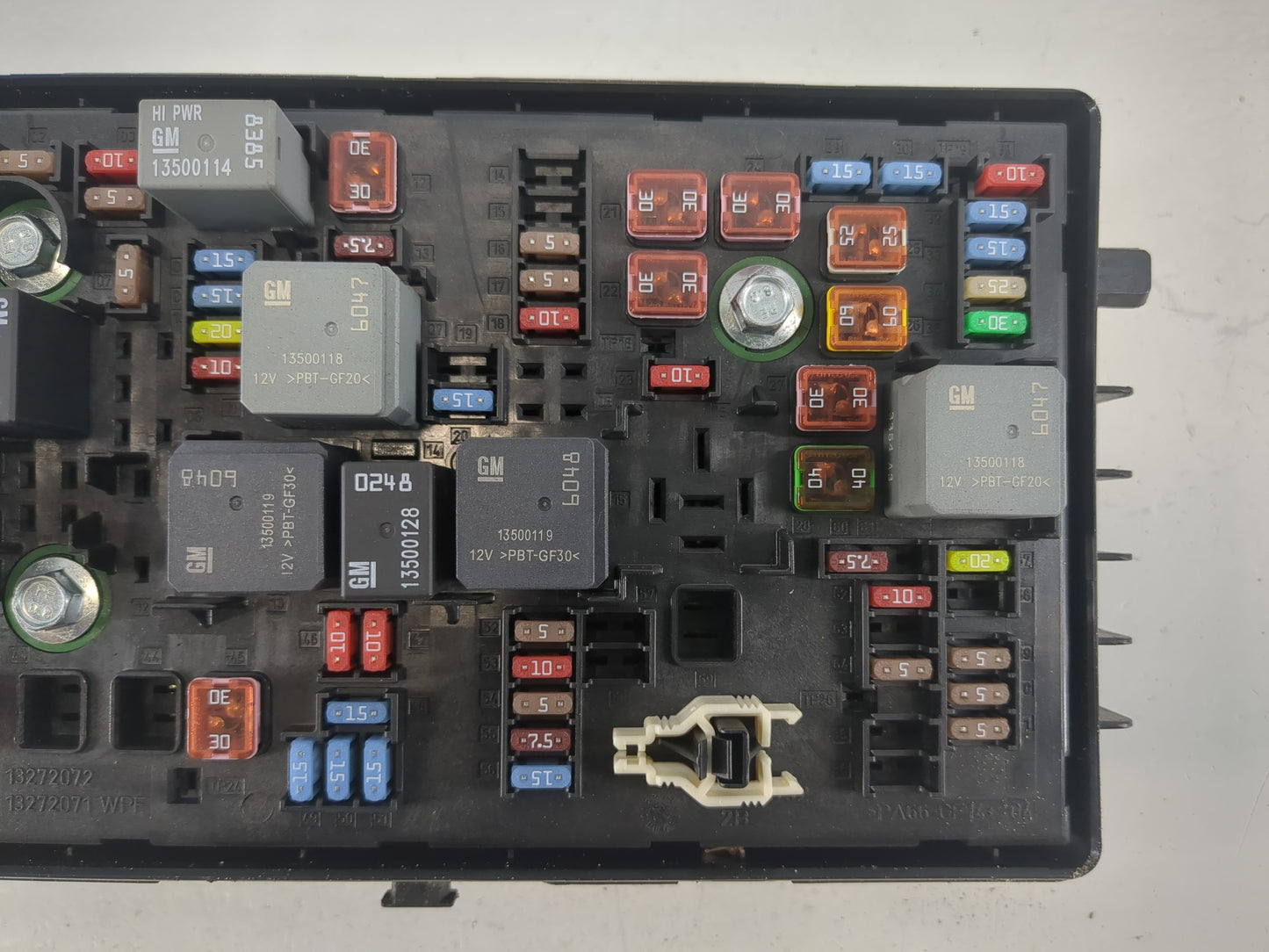 2014-2016 Buick Lacrosse Fusebox Fuse Box Panel Relay Module P/N:7242U 90767242-02 Fits Fits 2014 2015 2016 OEM Used Auto Pa