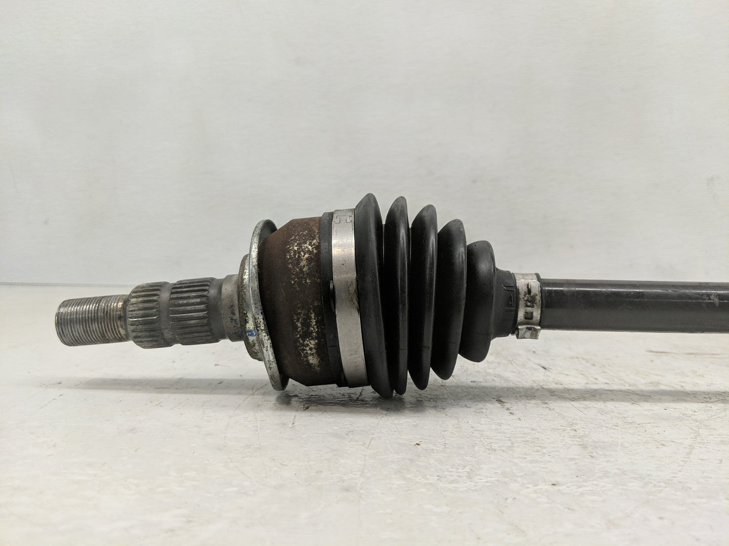 2012-2016 Buick Lacrosse Axle Shaft Front Driver Cv C/v - Oemusedautoparts1.com