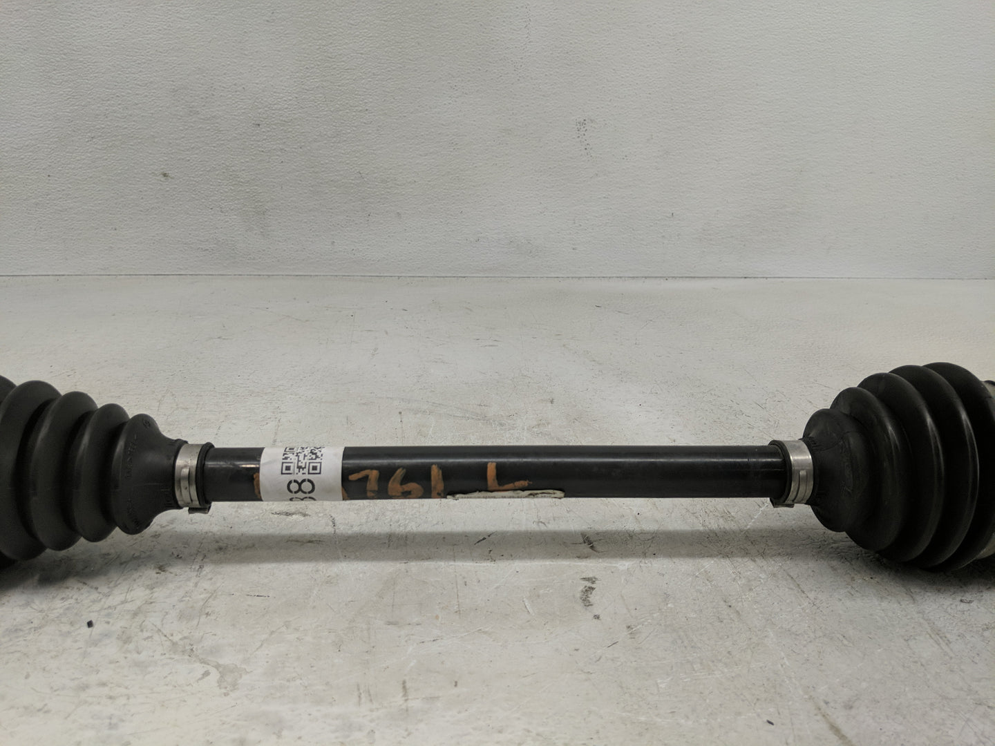 2012-2016 Buick Lacrosse Axle Shaft Front Driver Cv C/v - Oemusedautoparts1.com