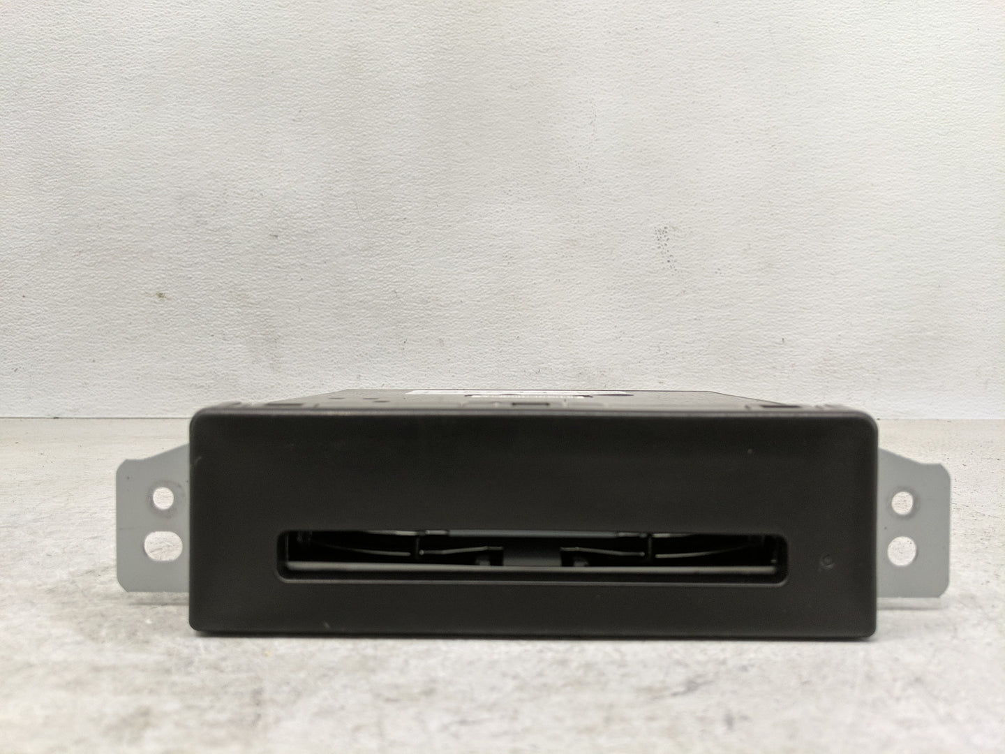 2014 Buick Lacrosse Radio AM FM Cd Player Receiver Replacement P/N:13590747 Fits Fits 2013 2015 OEM Used Auto Parts - Oemuse