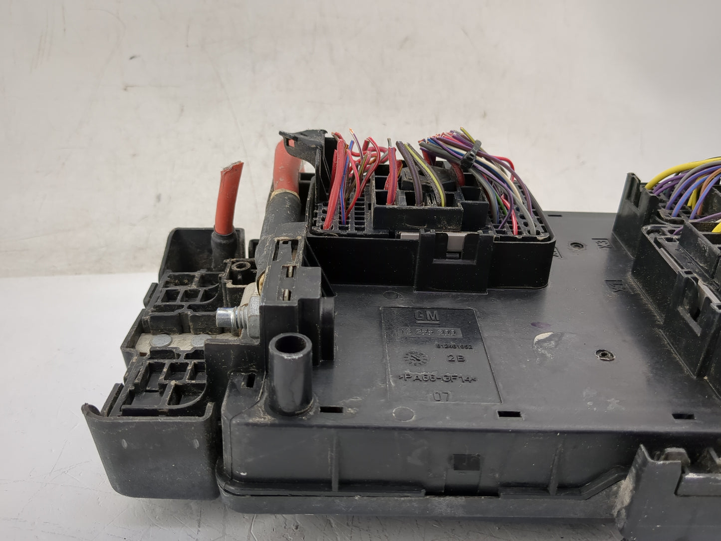 2014-2016 Buick Lacrosse Fusebox Fuse Box Panel Relay Module Fits Fits 2014 2015 2016 OEM Used Auto Parts - Oemusedautoparts