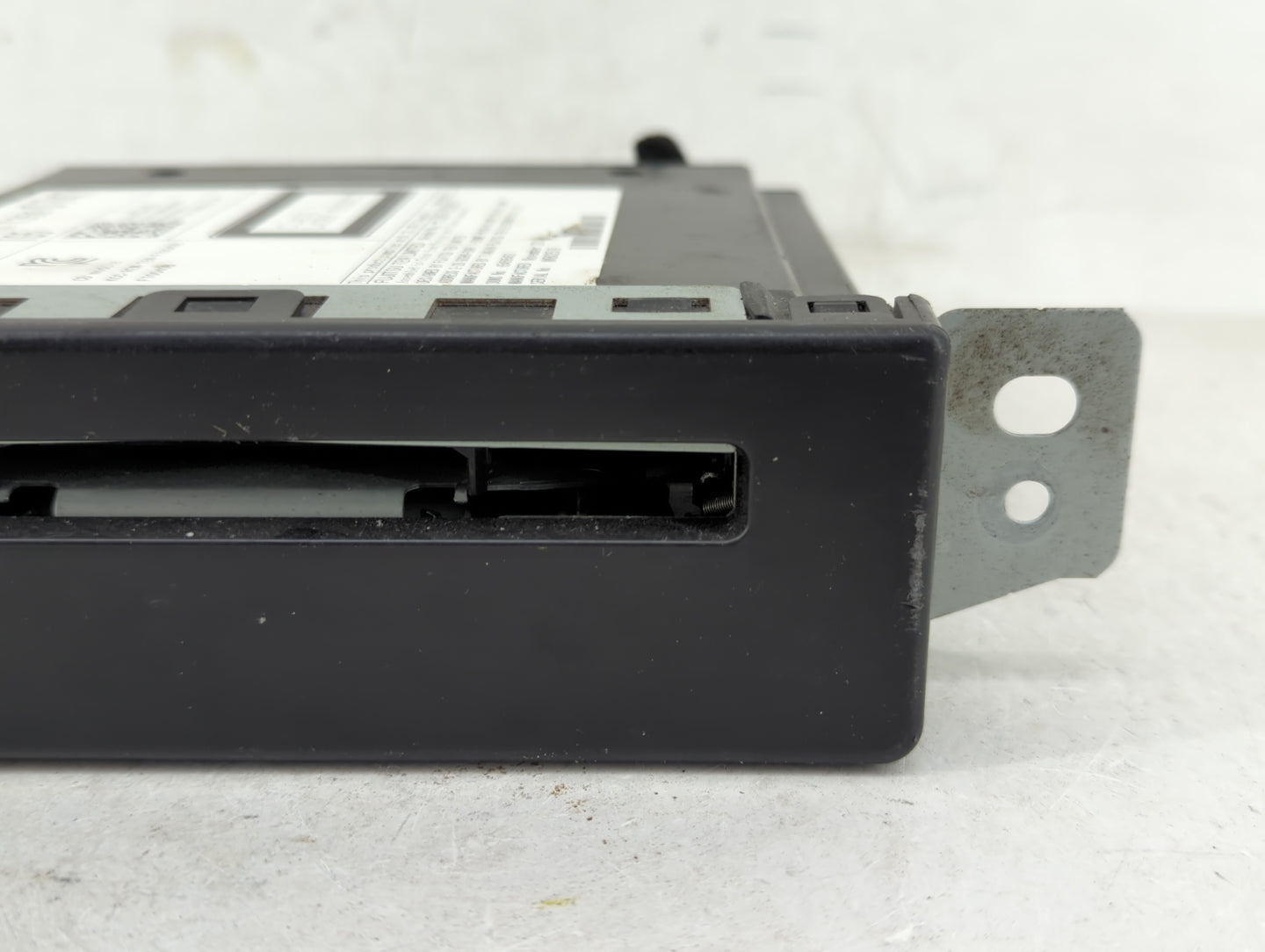 2014 Buick Lacrosse Radio AM FM Cd Player Receiver Replacement P/N:13590747 Fits OEM Used Auto Parts - Oemusedautoparts1.com