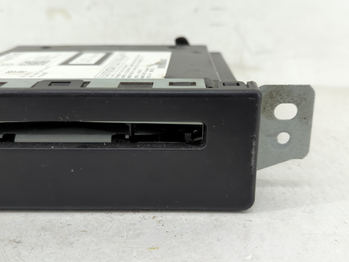 2014 Buick Lacrosse Radio AM FM Cd Player Receiver Replacement P/N:13590747 Fits OEM Used Auto Parts - Oemusedautoparts1.com