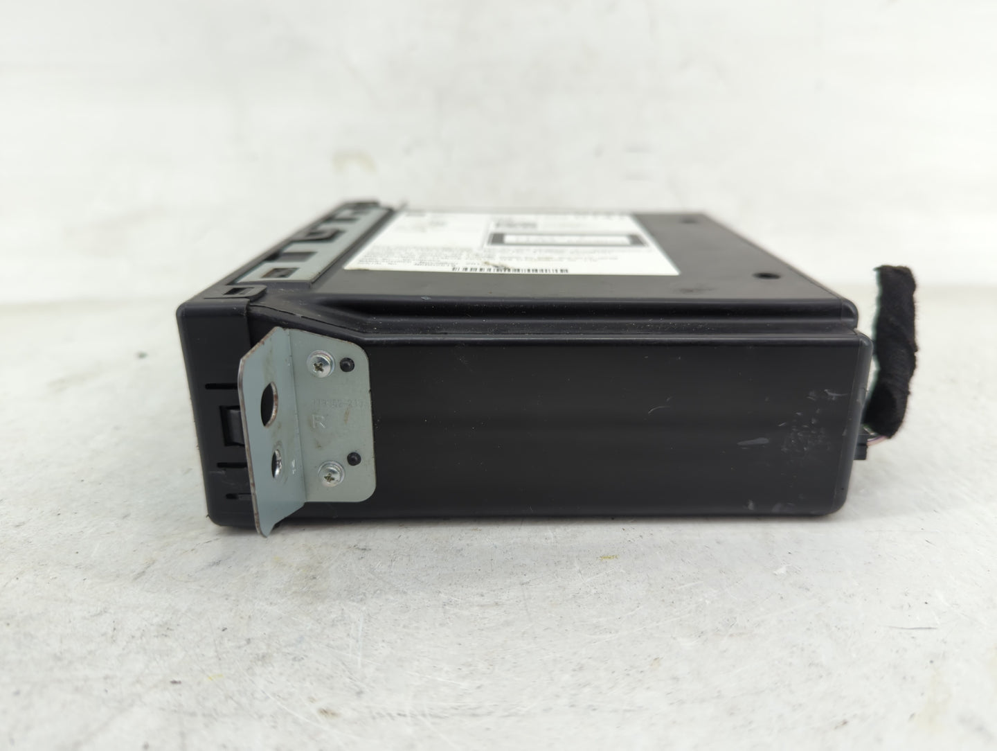 2014 Buick Lacrosse Radio AM FM Cd Player Receiver Replacement P/N:13590747 Fits OEM Used Auto Parts - Oemusedautoparts1.com