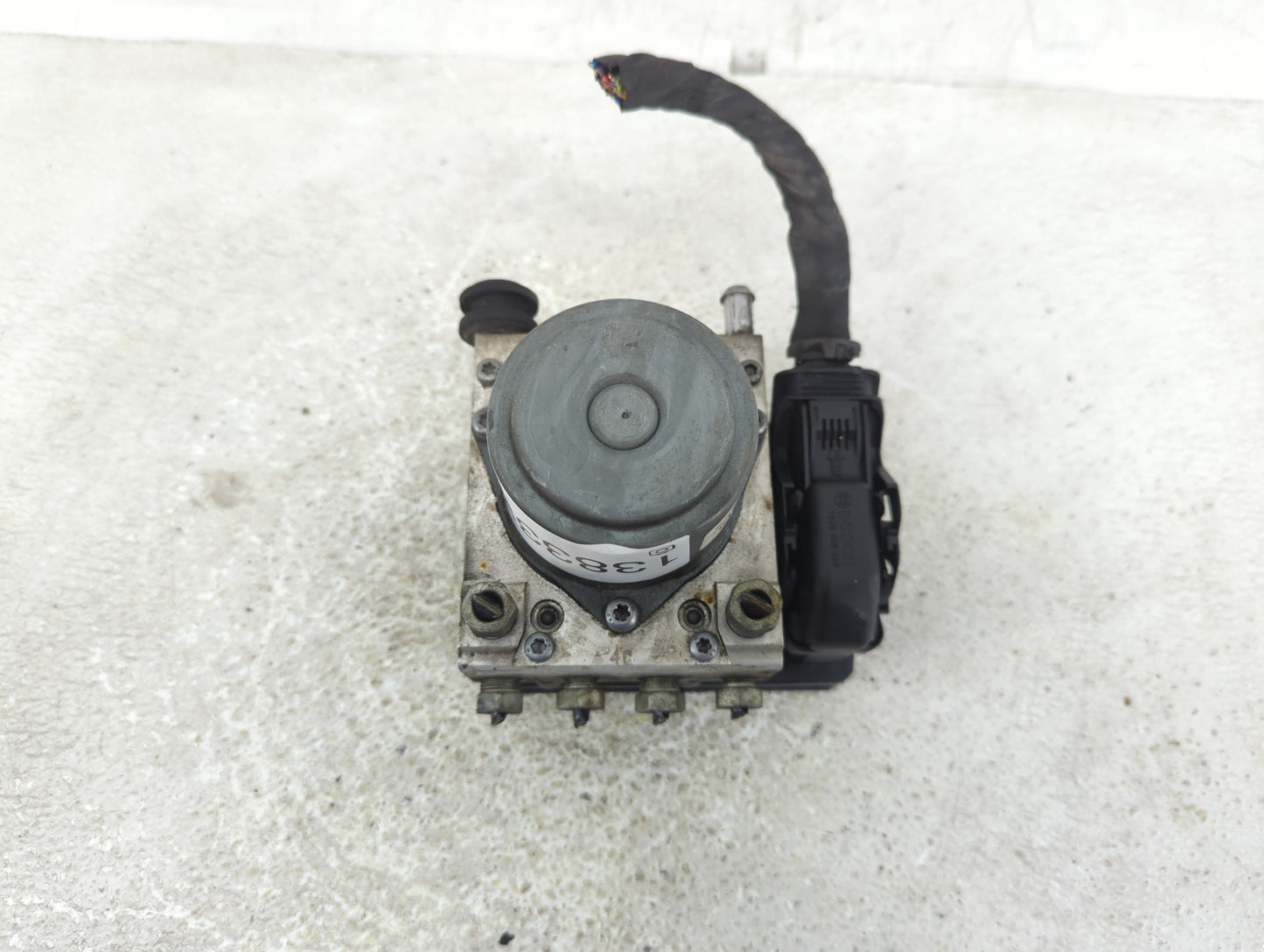 2014-2015 Buick Lacrosse ABS Pump Control Module Replacement P/N:122505659 23430470 Fits Fits 2014 2015 OEM Used Auto Parts 