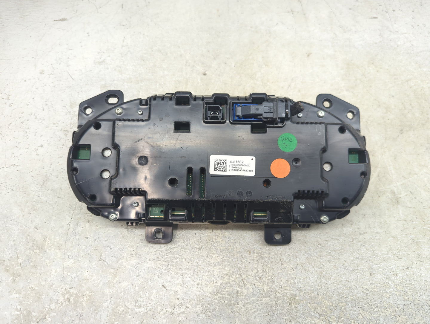 2014 Buick Lacrosse Instrument Cluster Speedometer Gauges P/N:90921582 Fits OEM Used Auto Parts - Oemusedautoparts1.com
