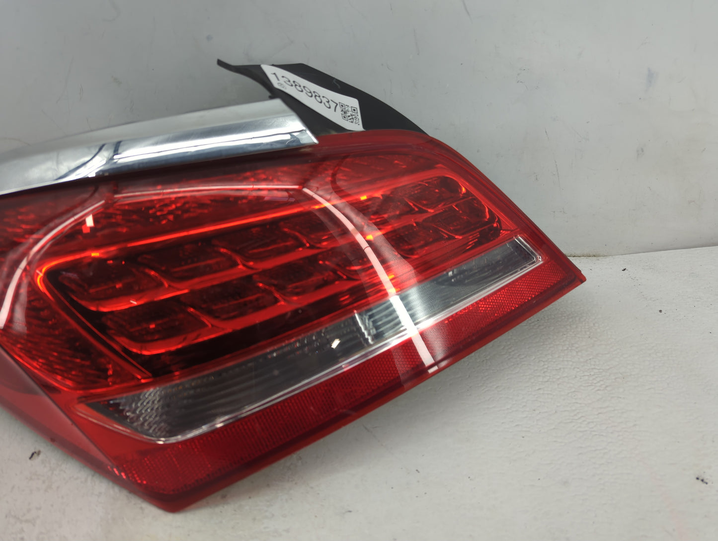 2014-2016 Buick Lacrosse Tail Light Assembly Driver Left OEM P/N:220-30123 Fits Fits 2014 2015 2016 OEM Used Auto Parts - Oe